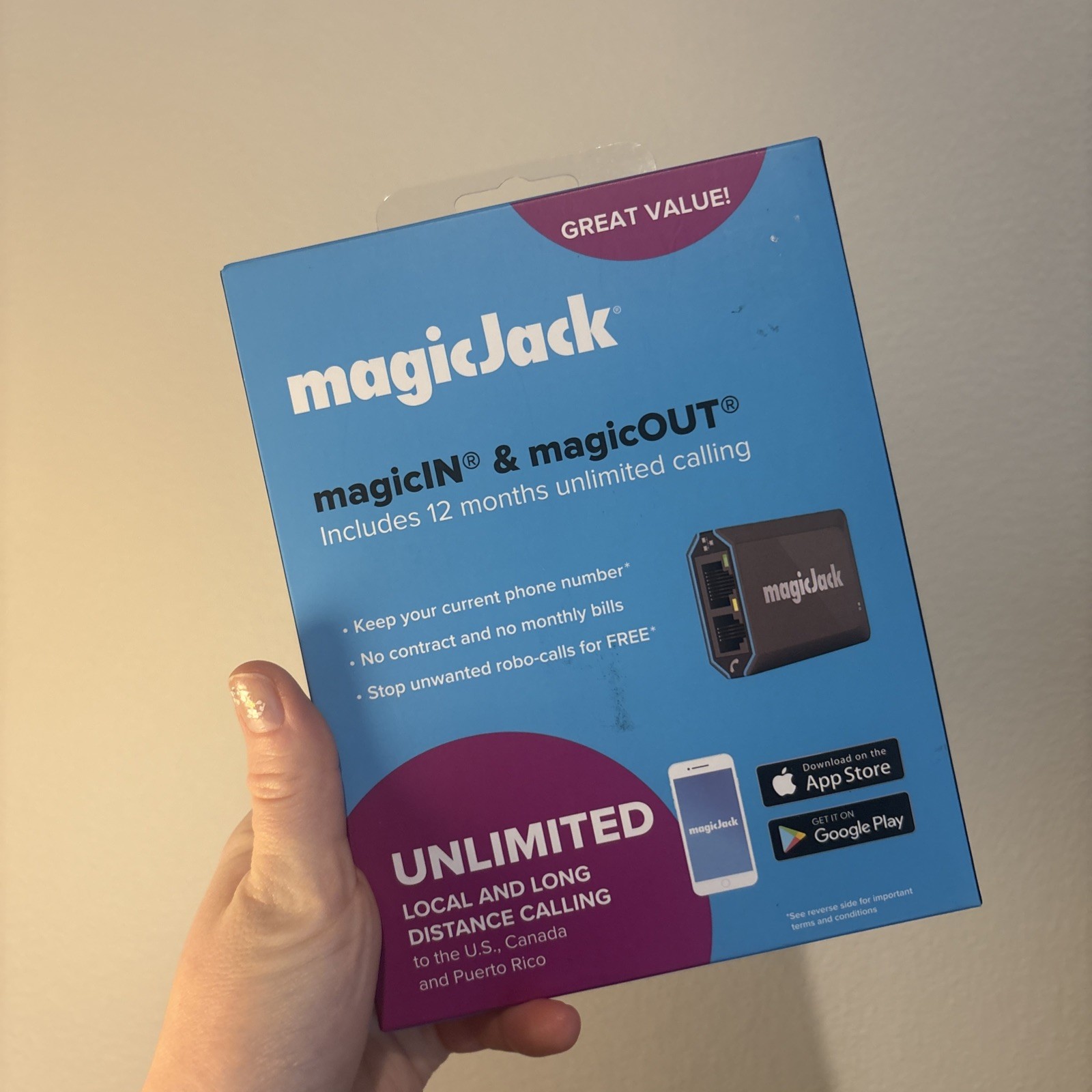 magicJack Home VOIP Adapter - Unlimited US & Canada Calls - Brand New Open Box