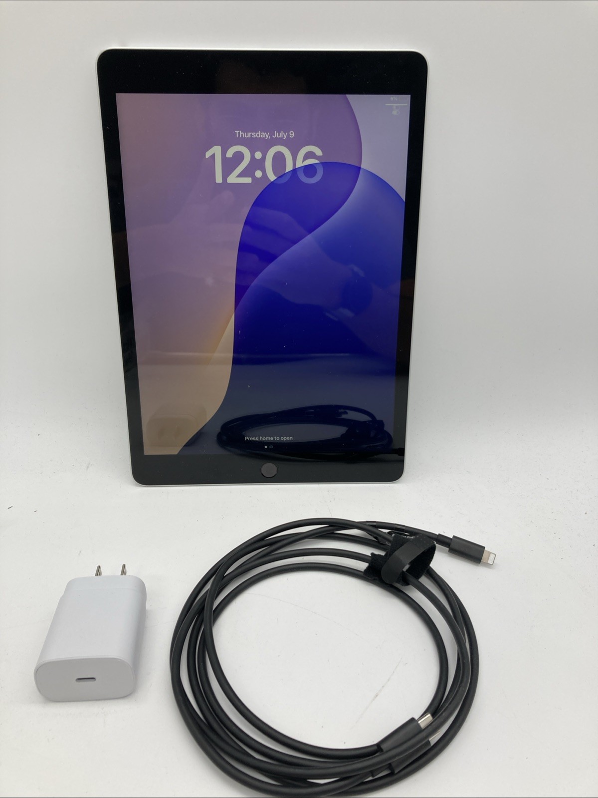**EXCELLENT CONDITION** Apple iPad (9th Gen) 64GB WiFi NT
