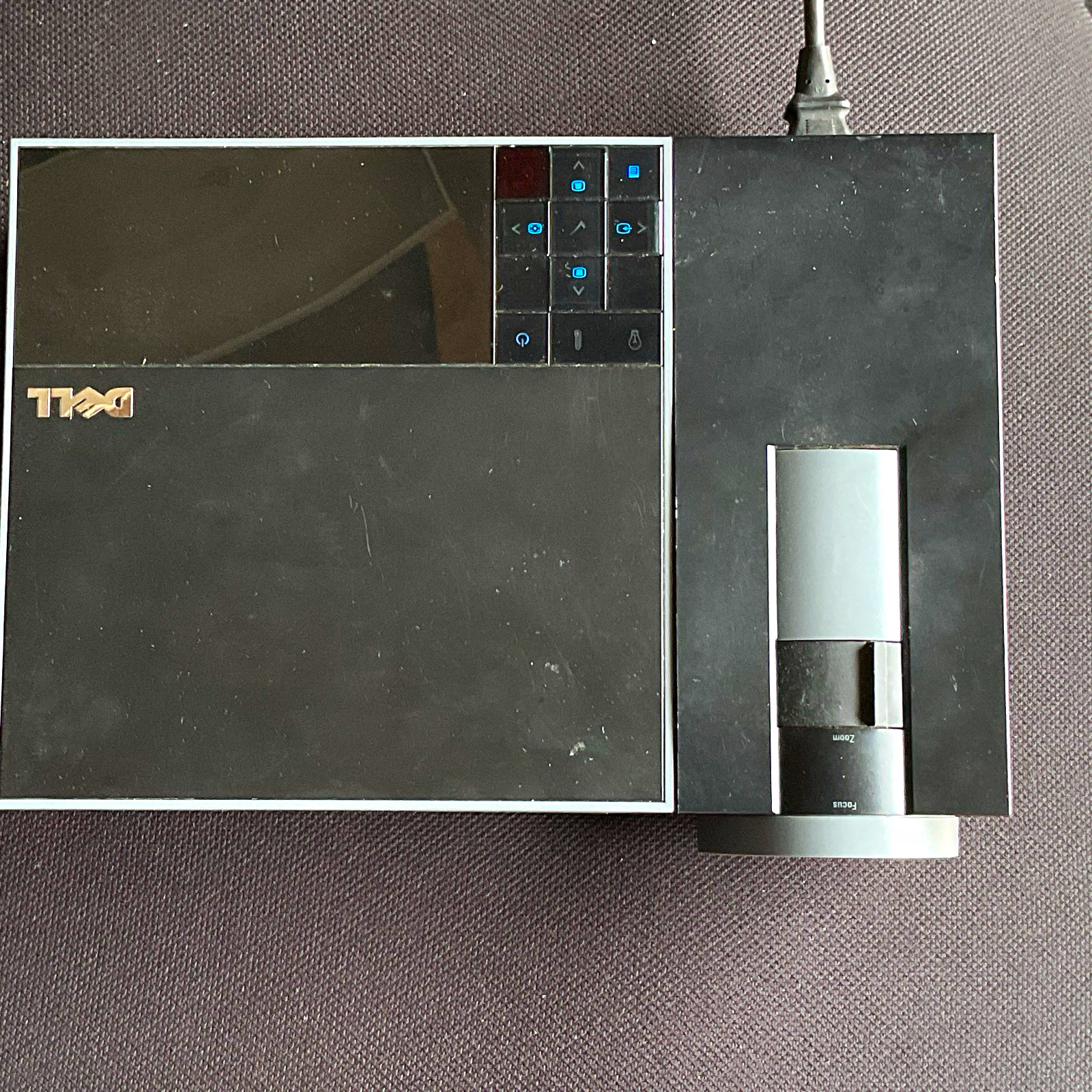 Dell 1510X DLP XGA 3500 ANSI Lumens HDMI VGA USB Speakers Black/Silver