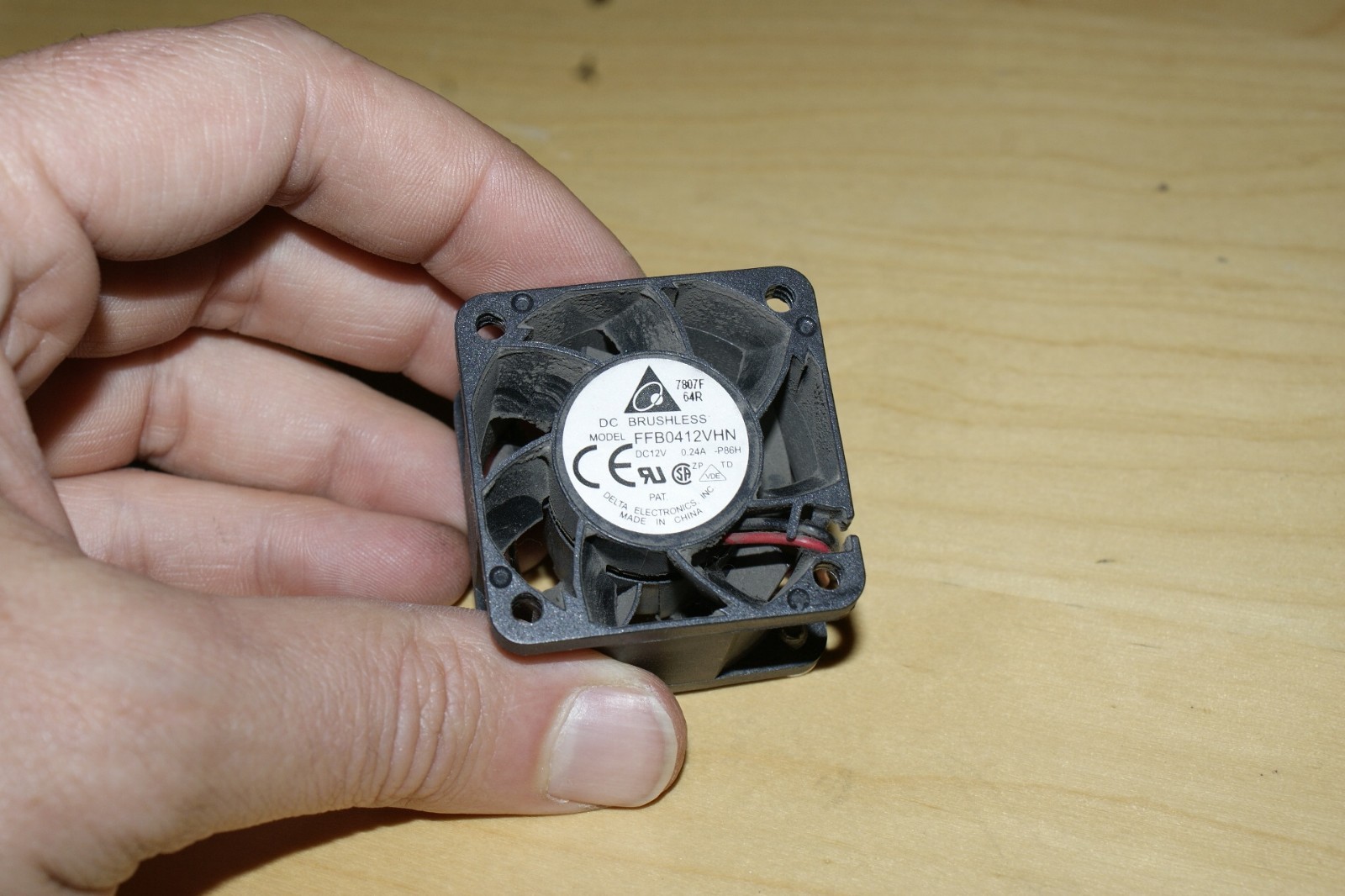 Sanyo Denki SanAce 40 109P0412K3033 12V 0.55A 40x40x28mm 3-Pin Fan 40mm