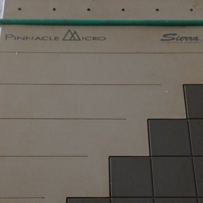 VINTAGE Pinnacle Micro Sierra 1.3GB External SCSI Drive Enclosure Dual Port