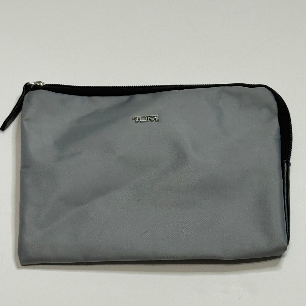 TUMI for Delta Small Gray Zip Pouch Travel Case Toiletry Storage Bag
