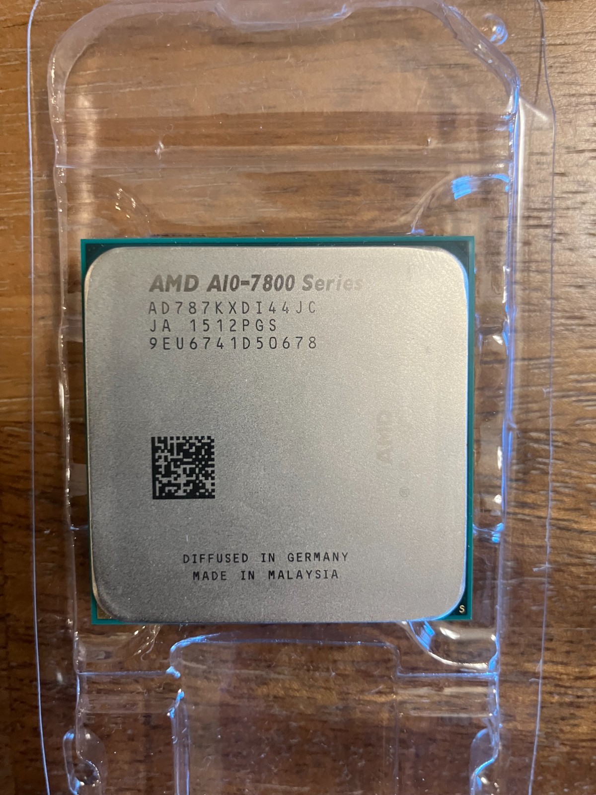 AMD A10-7870K Unlocked Desktop CPU Processor AD787KXDI44JC Socket FM2+ 95W TDP