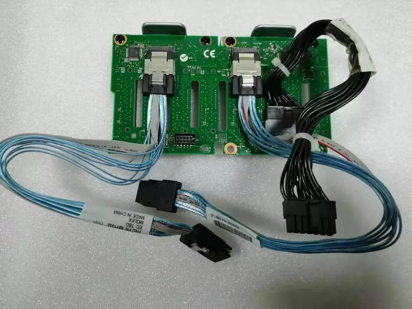 IBM x3650 x3500 x3400 8Port SAS HDD Backplane w/Cables 69Y0650 94Y6670