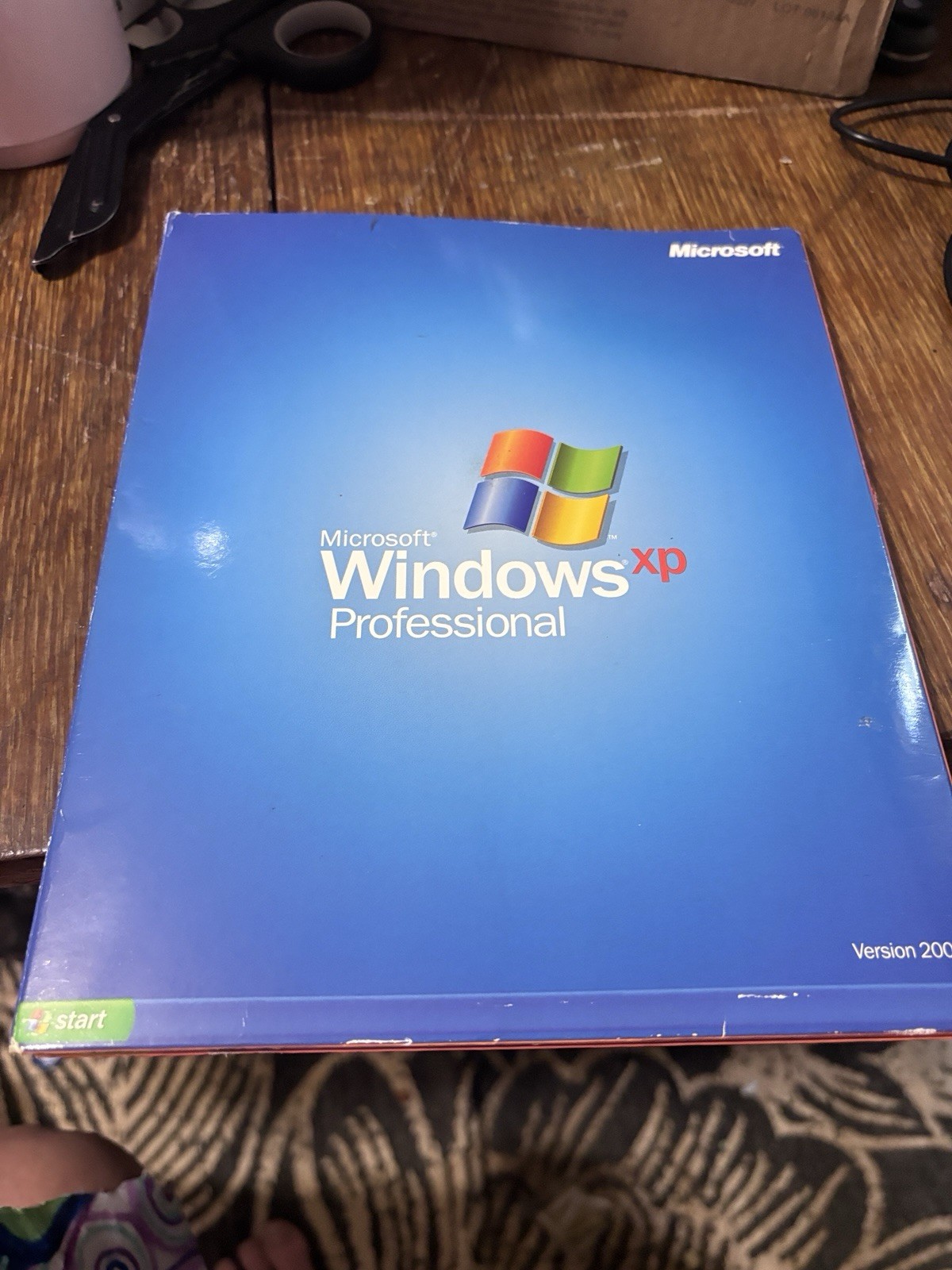 Microsoft Windows XP Professional Upgrade 2002 w/ Product Key + SP2