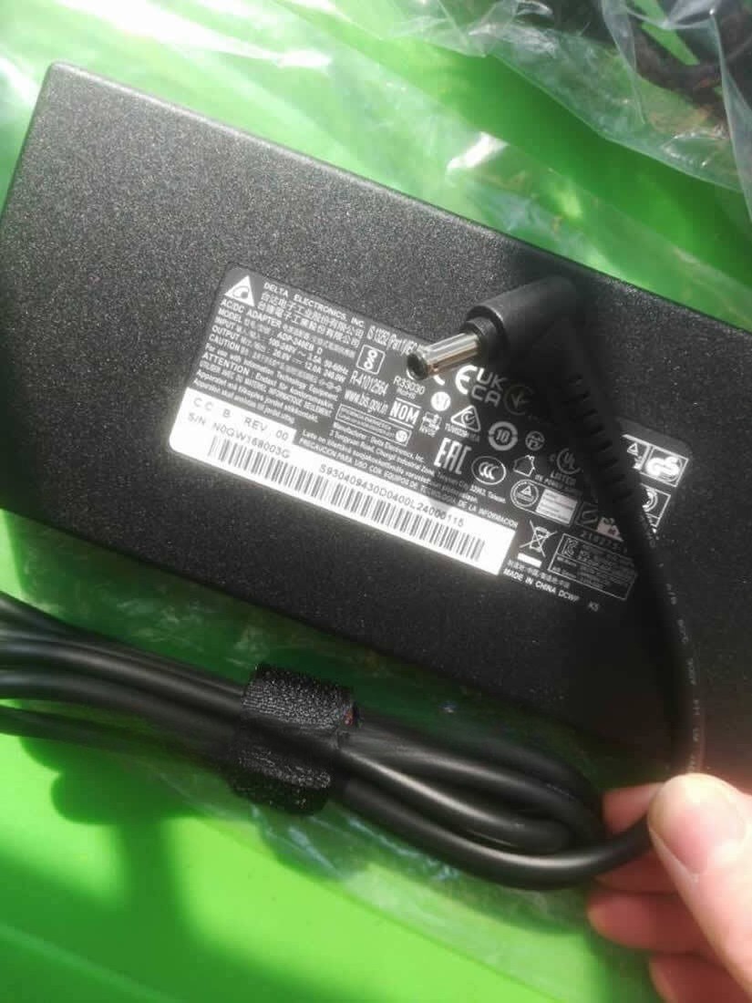 New Original Delta MSI 240W 20V AC Adapter for MSI Pulse GL76 12UGK ADP-240EB DB