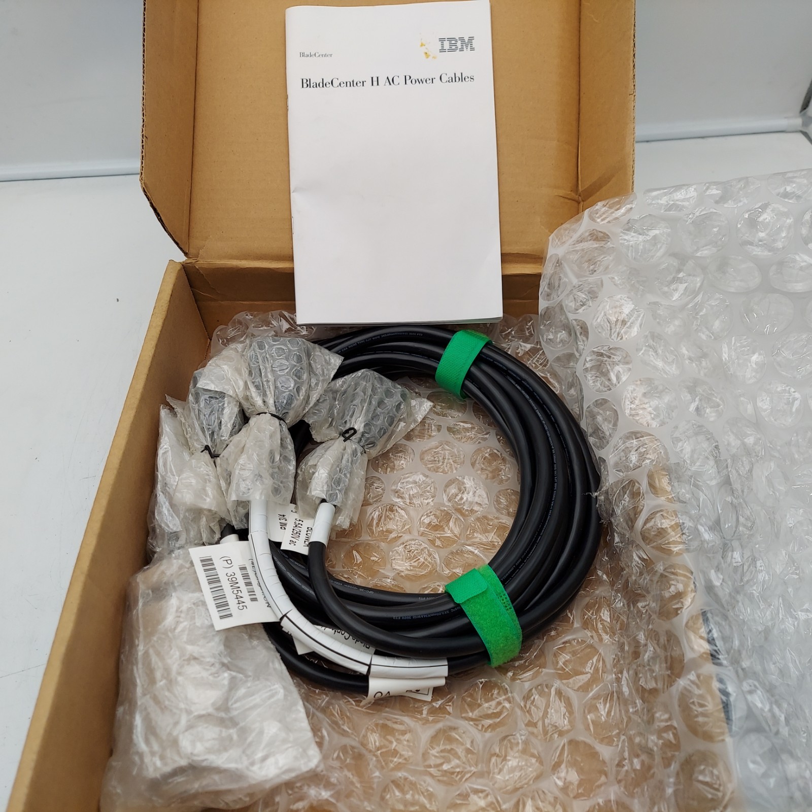IBM 39M5445 BladeCenter-H Power Cable 220-240 VAC P/N: 24R9725