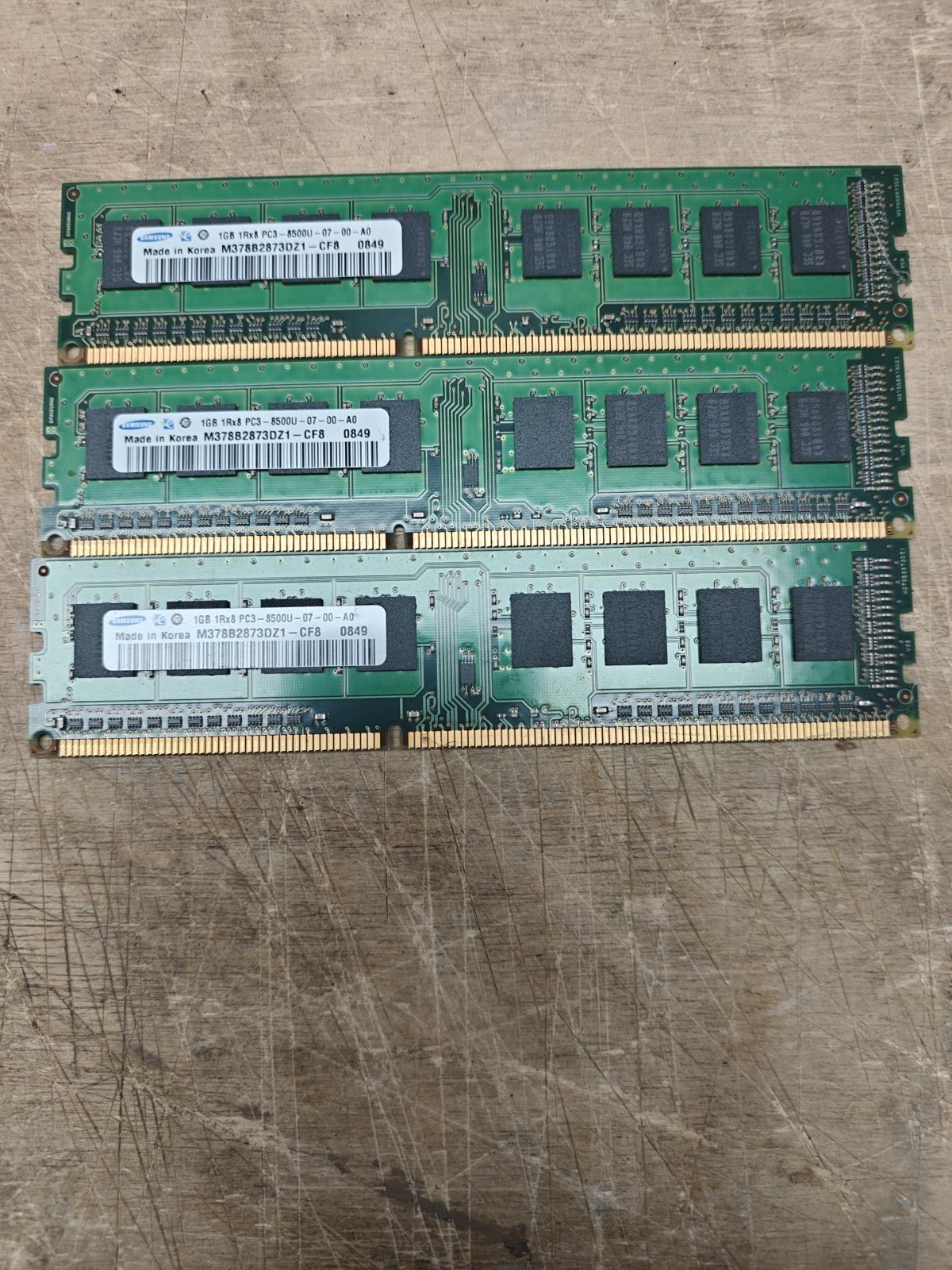 Samsung 3GB Kit 3x1GB DDR3-1066 PC3-8500U M378B2873DZ1-CF8 RAM Untested