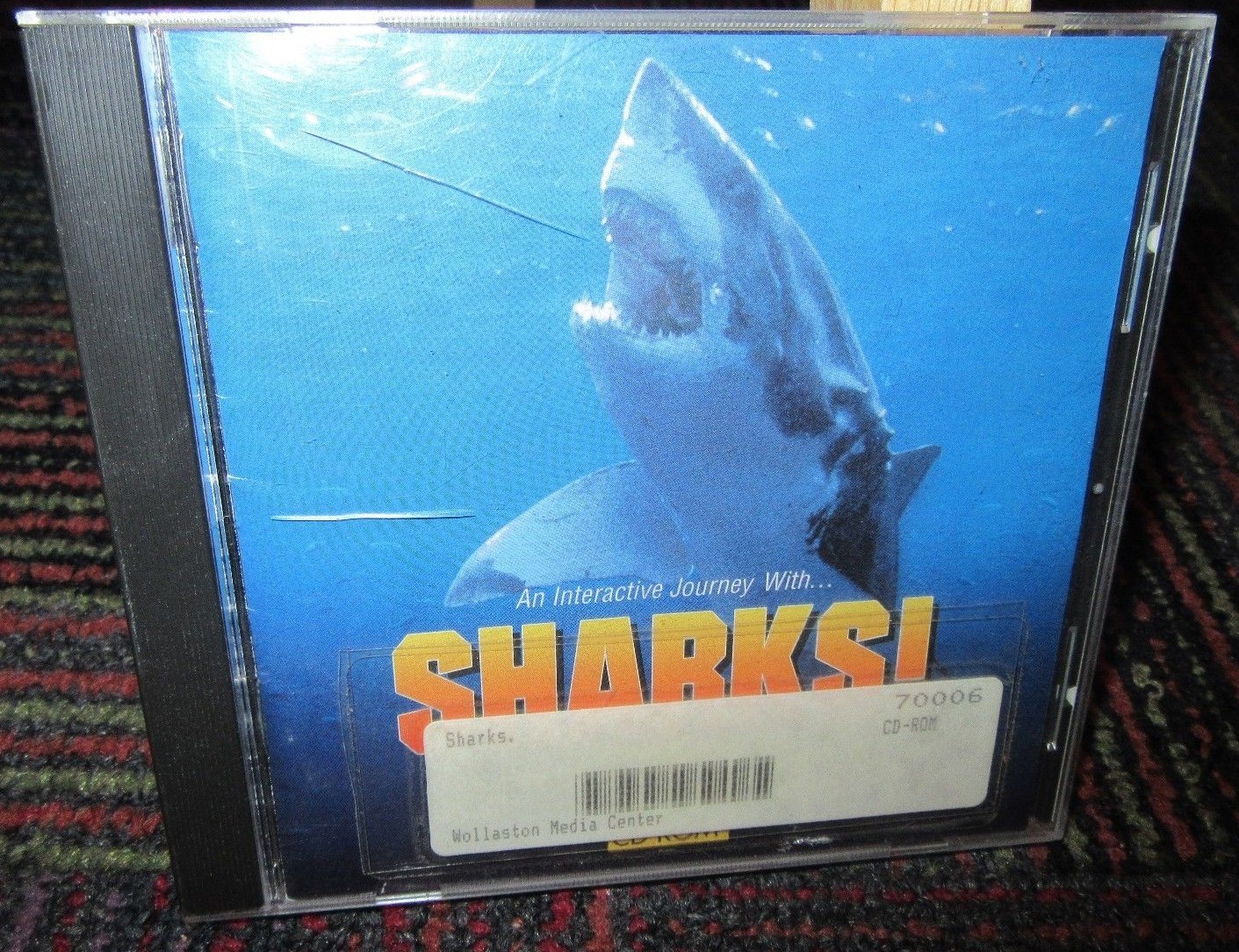 SHARKS AN INTERACTIVE JOURNEY BY DISCOVERY CHANNEL PC CD-ROM FOR MAC, GUC