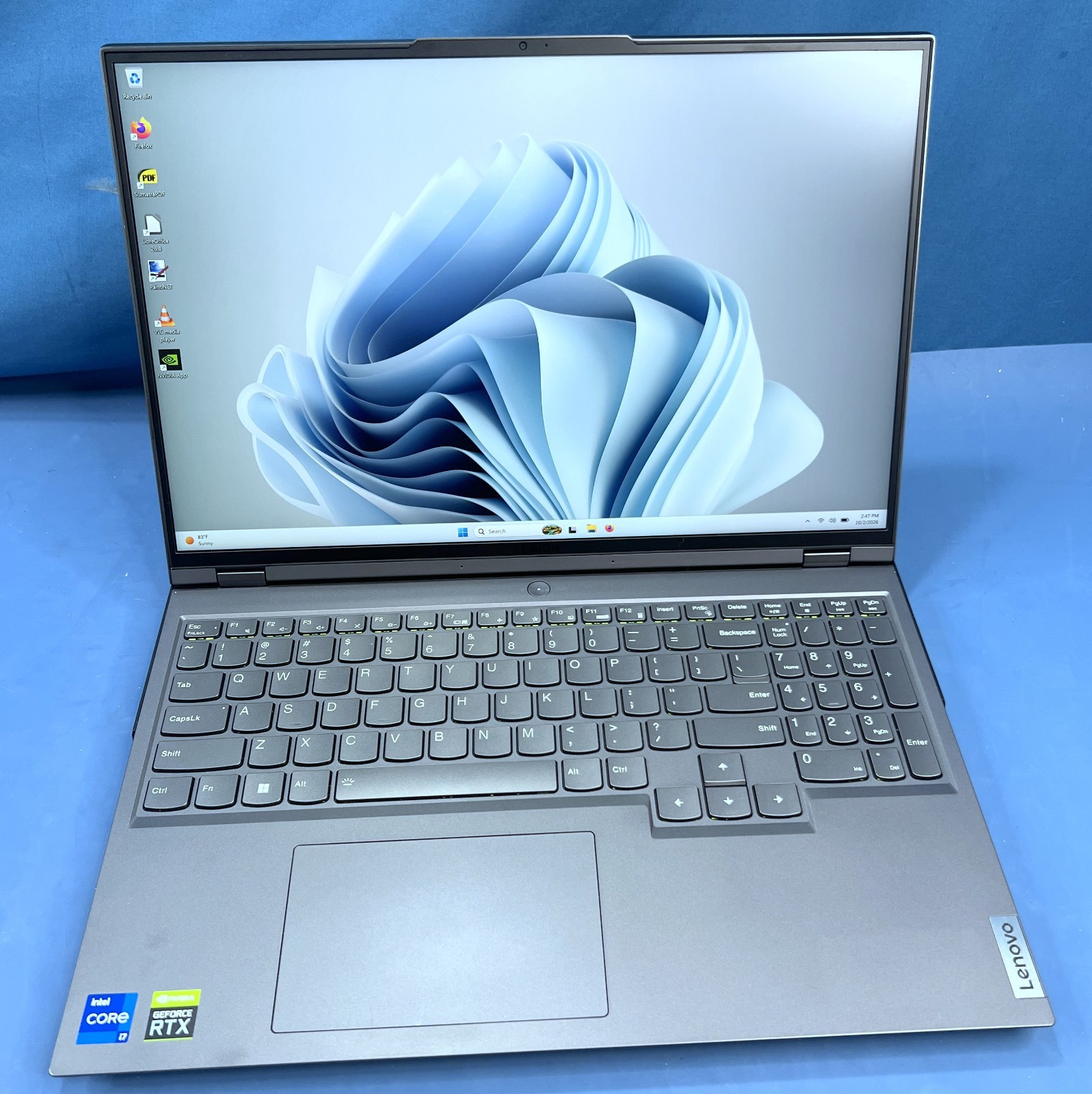 Lenovo Legion 5 Pro 16IAH7 - i7-12700H, RTX 3050 Ti, 32GB RAM, 1TB NVMe - Win11