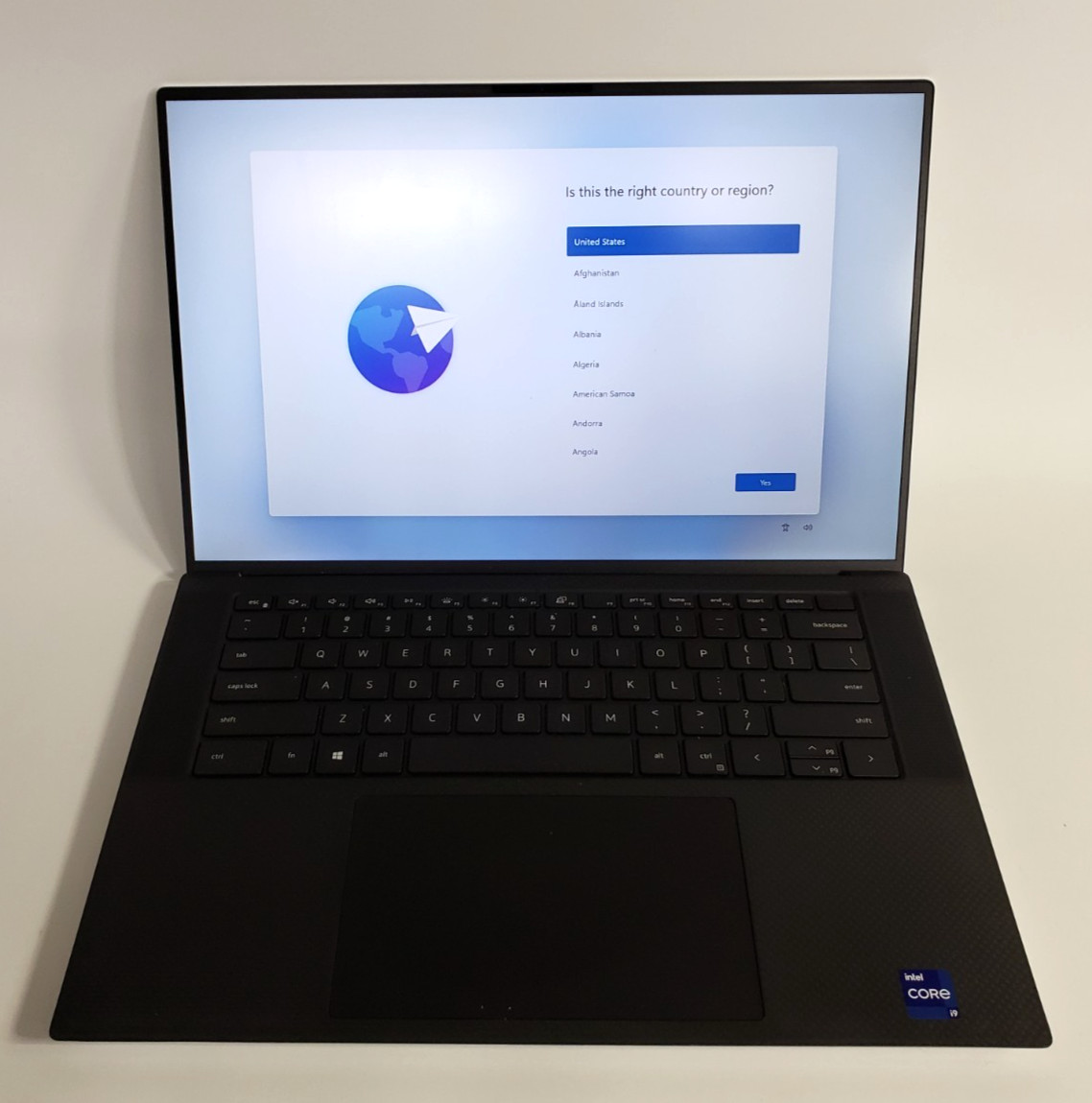 Dell XPS 15 9510 15.6" Core i9-11900H 16GB RAM 512GB SSD RTX 3050 Ti Win 11 Pro