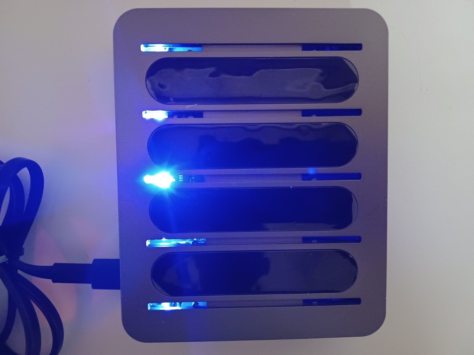 USB 4 Port Charging Dock PC004 - Grey