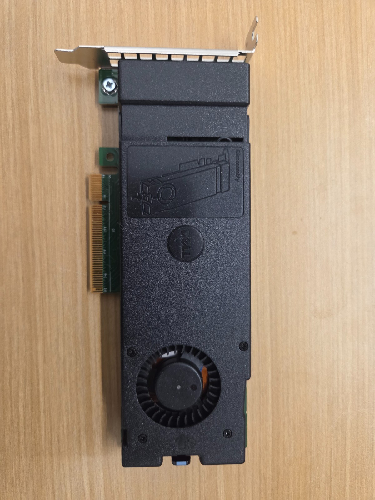 Dell Dual M.2 PCIe Gen4 x4 NVMe SSD Adapter Card Dell  FM1CF Low Profile