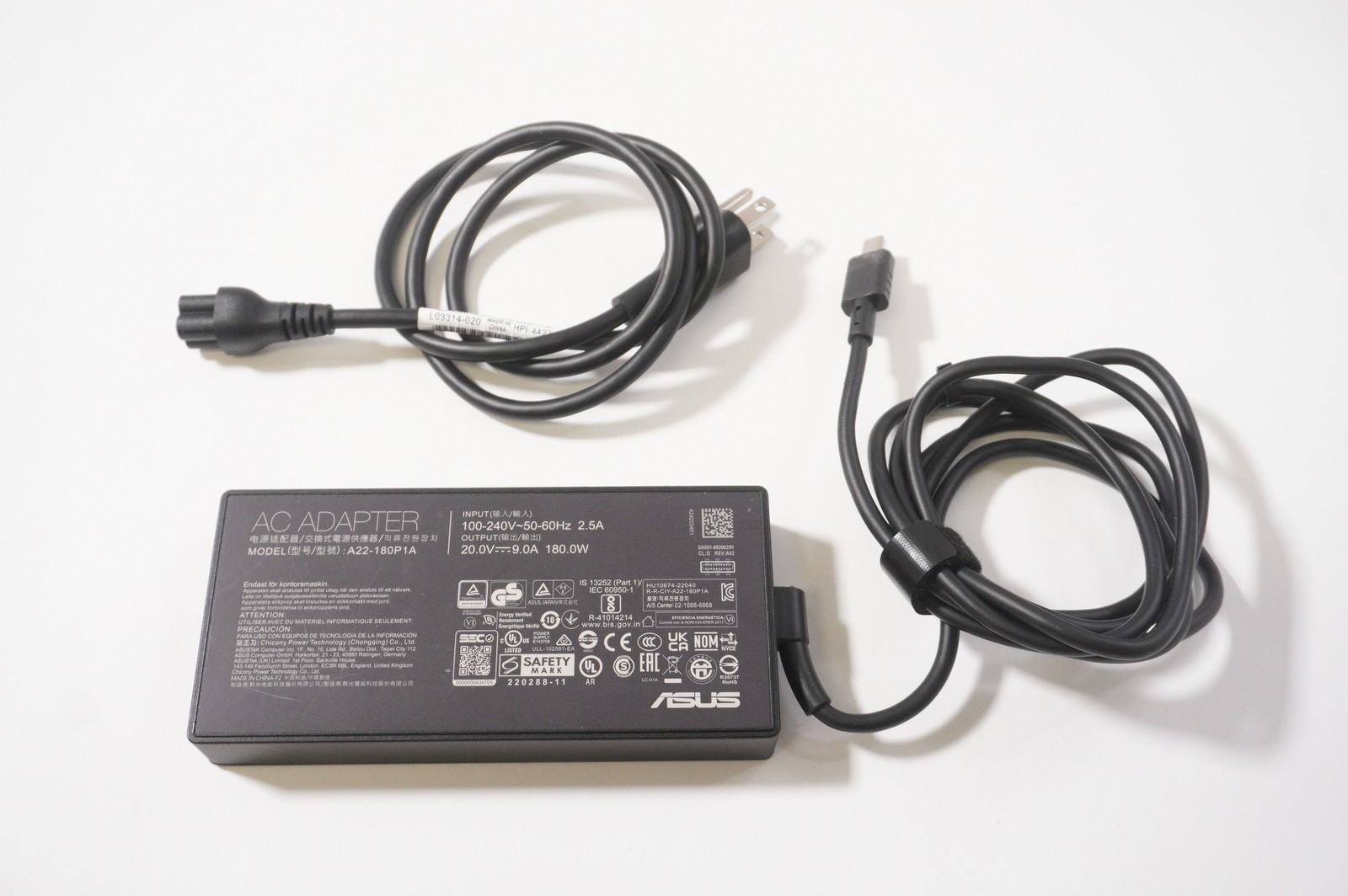 0A001-00266400 Asus 180W 20V 9.0A 3P USB C AC Adapter GA403UV-G14.R94060