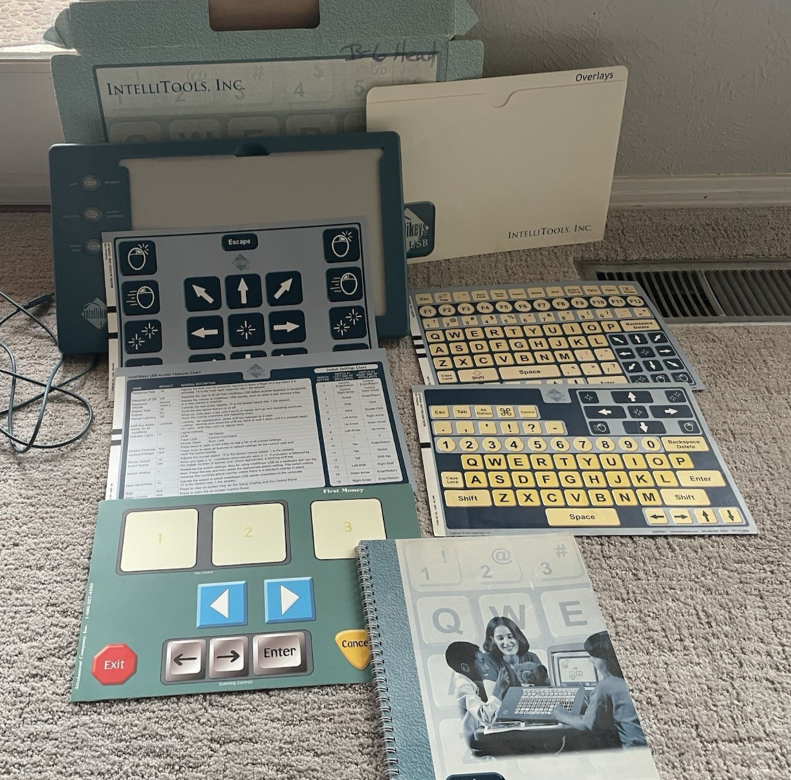 Intellitools Intellikeys USB Keyboard Adaptive Learning Board with Overlays