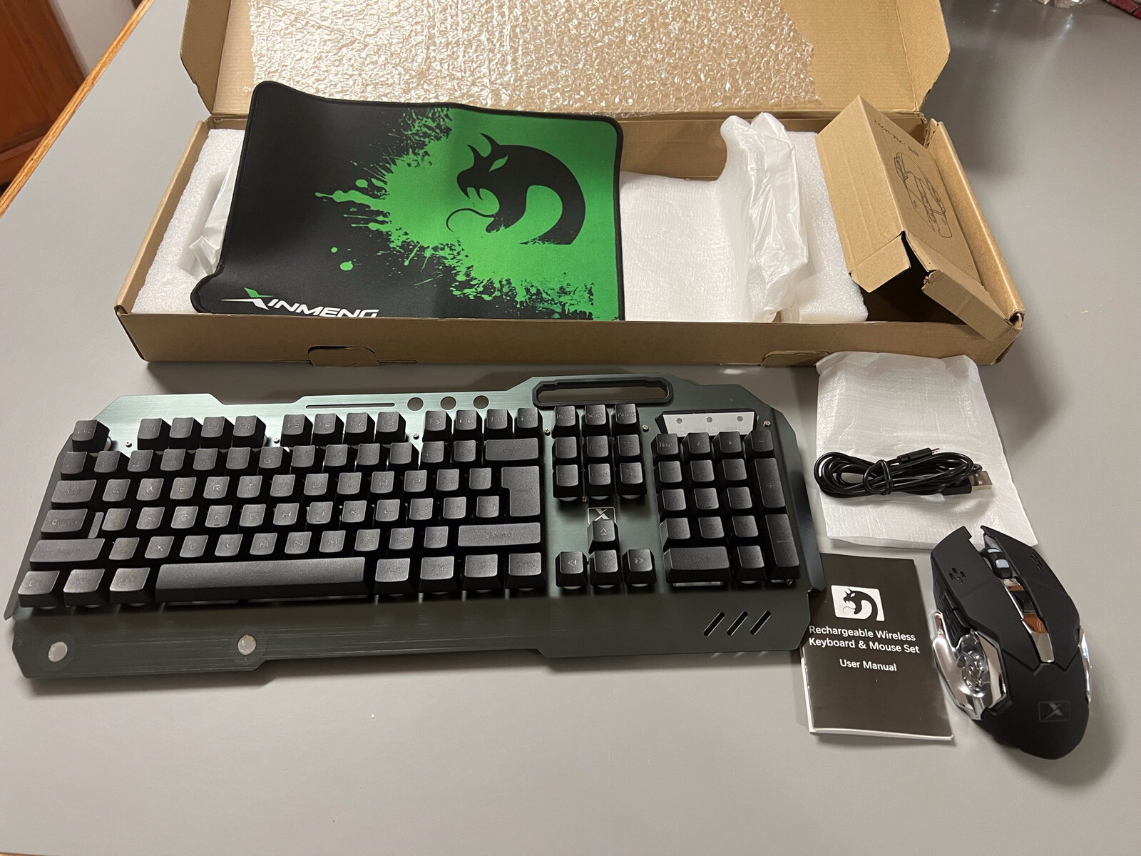 Xinmeng Mamba Snake K680-Pro Wireless Keyboard Mouse And Mouse Pad
