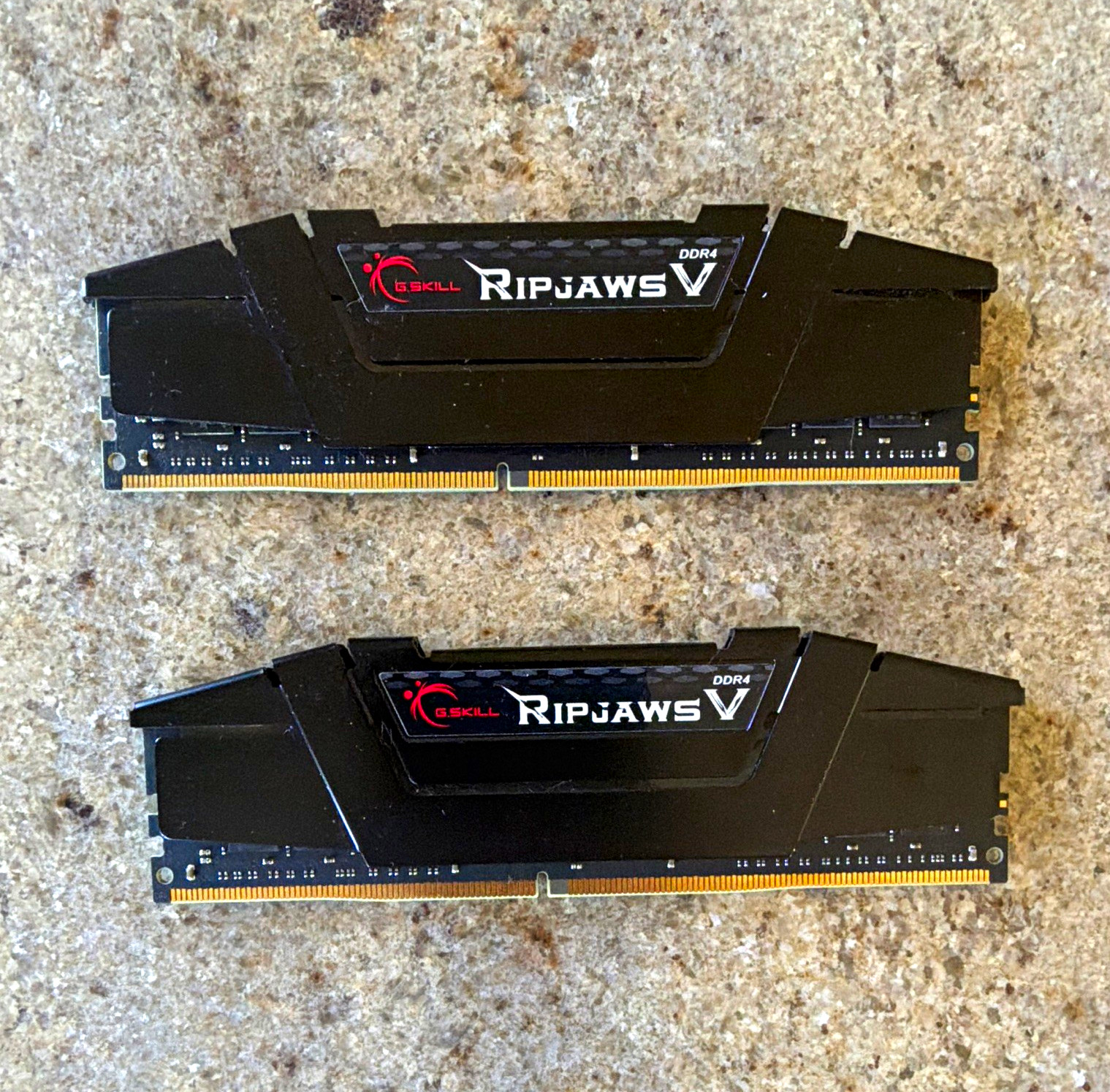 G.SKILL Ripjaws V 32GB (2x16GB) 4000 megahertz