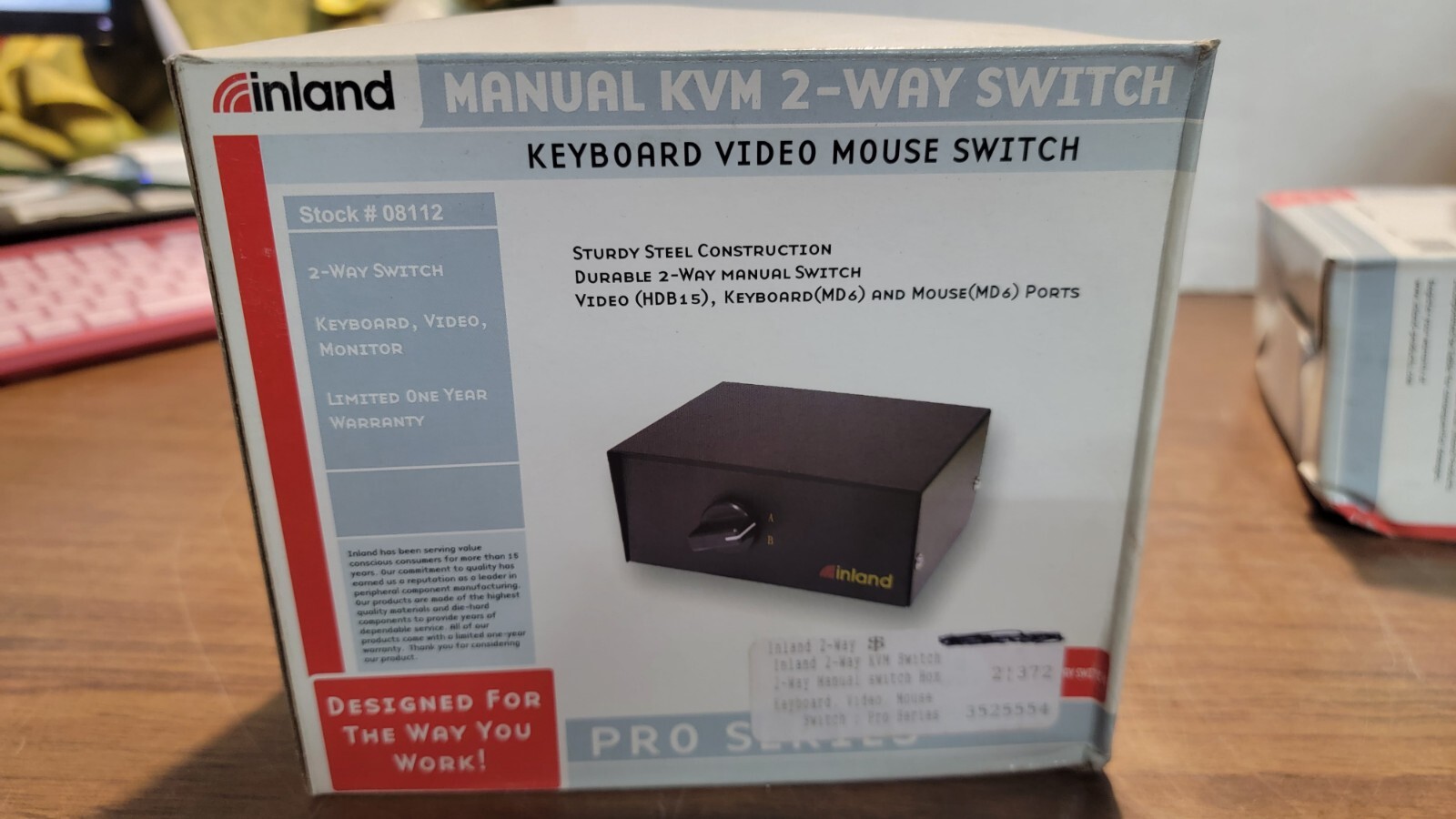 Inland 08112 Manual KVM 2-Way Switch Pro Series