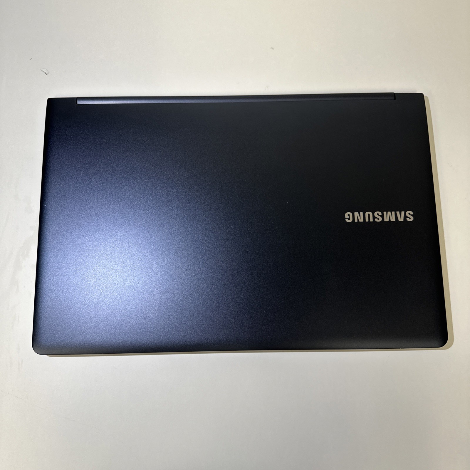 Samsung Series 9 NP900X4C-A06US 15” i5-3317U 8GB 128GB SSD Win10 READ