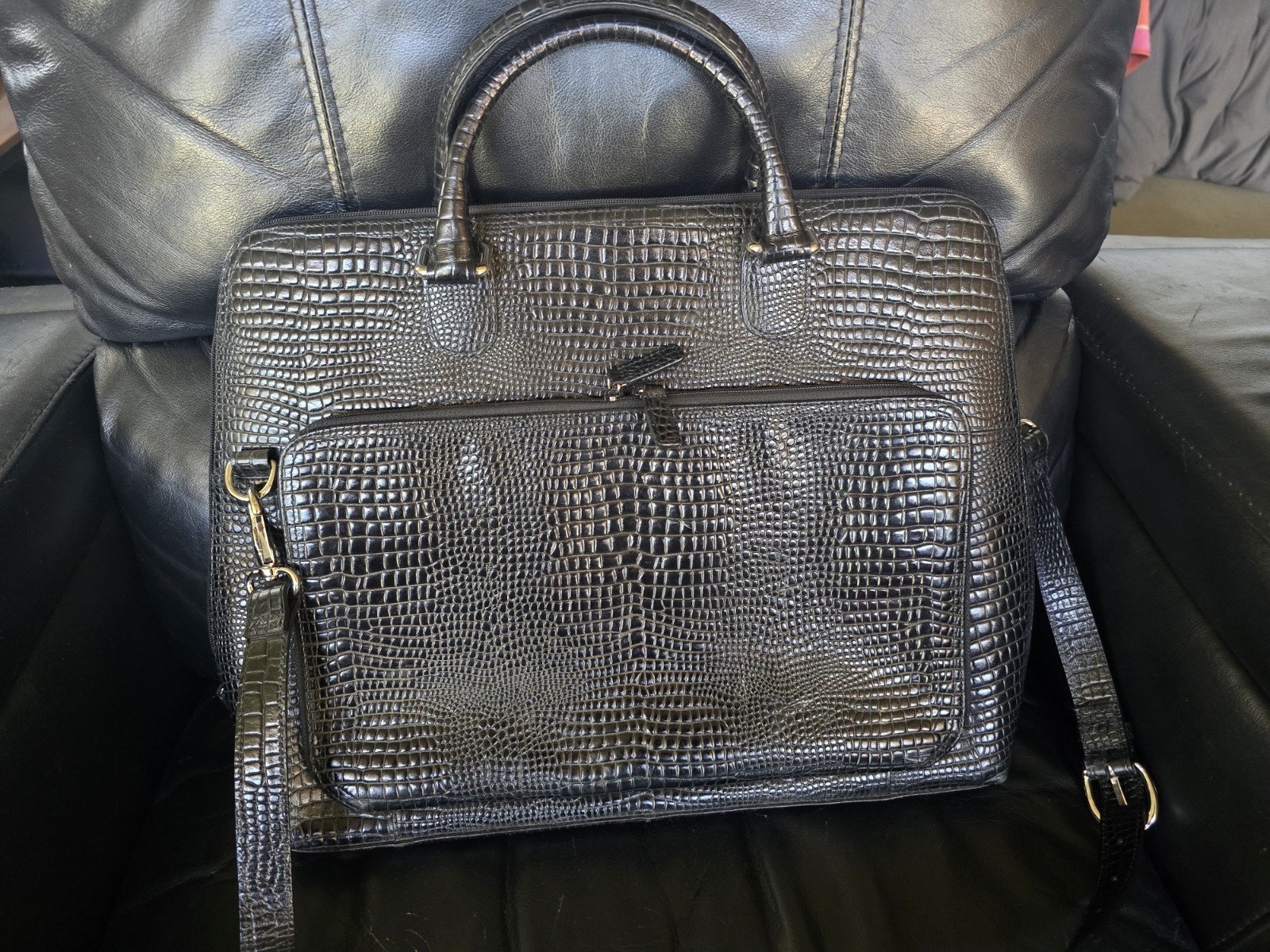Levenger Black Crocodile Pattern Laptop Briefcase with Shoulder Strap