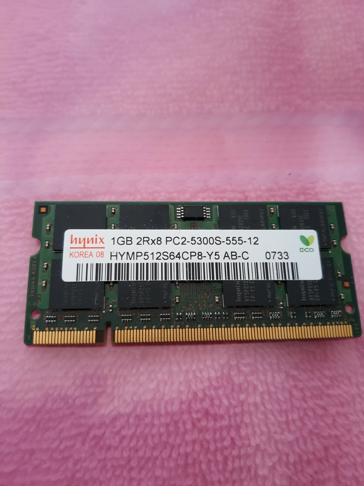 HYMP512S64CP8-Y5 OEM HYNIX LAPTOP MEMORY 1GB 2RX8 PC2-5300S-555-12   