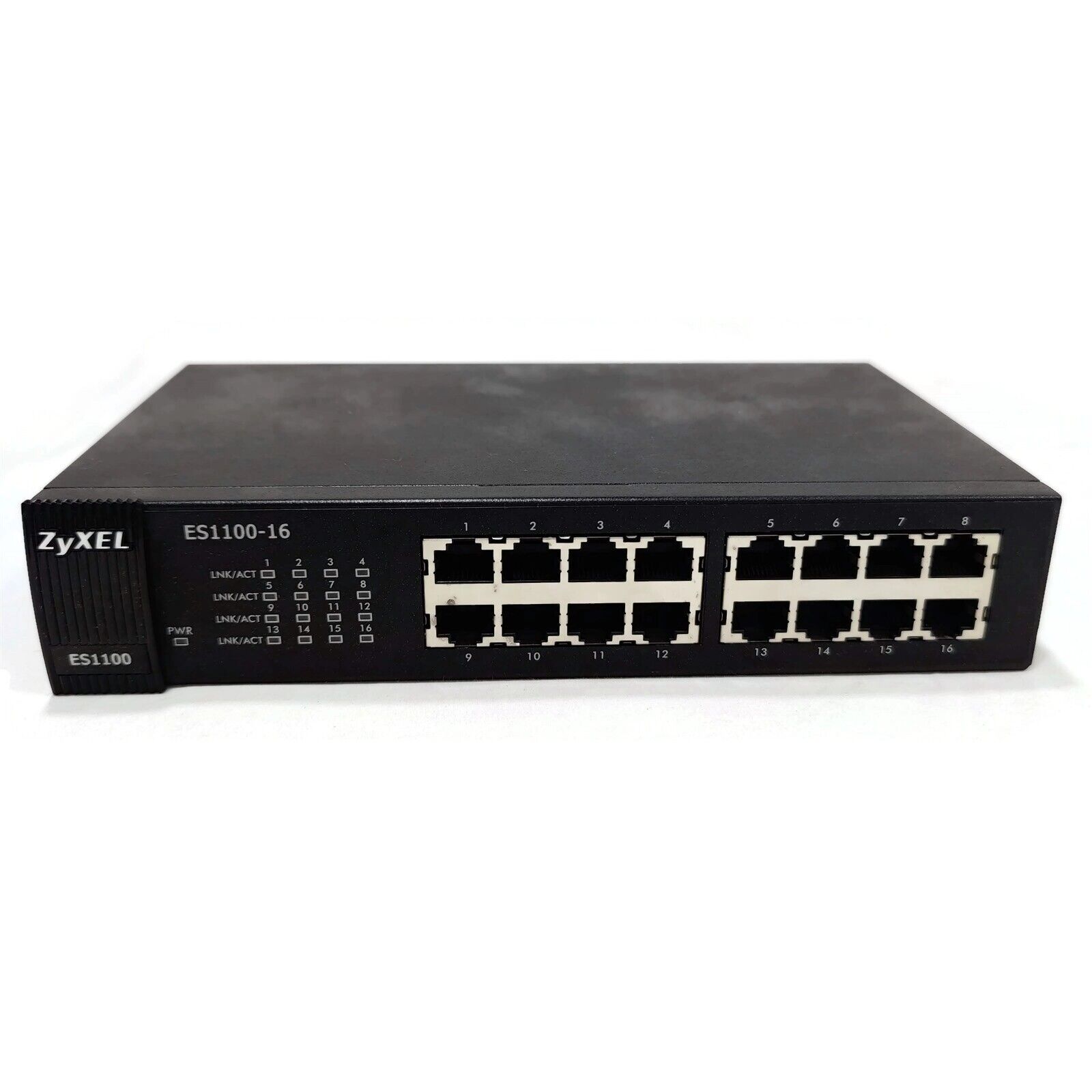 ZyXEL ES-1100-16-16 Port 10/100 unmanaged Switch. Made in China