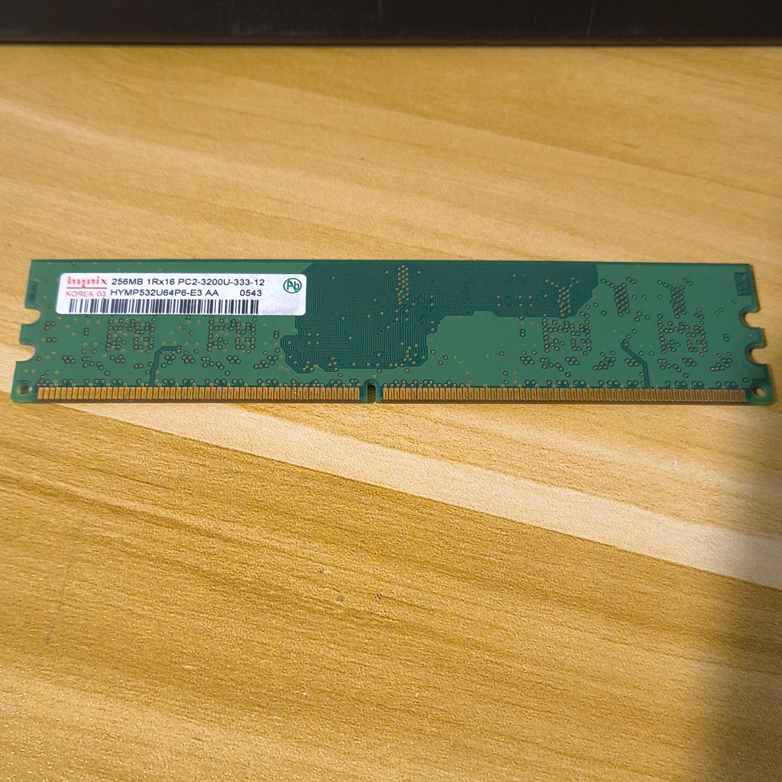 Hynix 256MB DDR2 SDRAM PC2-3200 DIMM 240-Pin Memory HYMP532U64P6-E3 AA