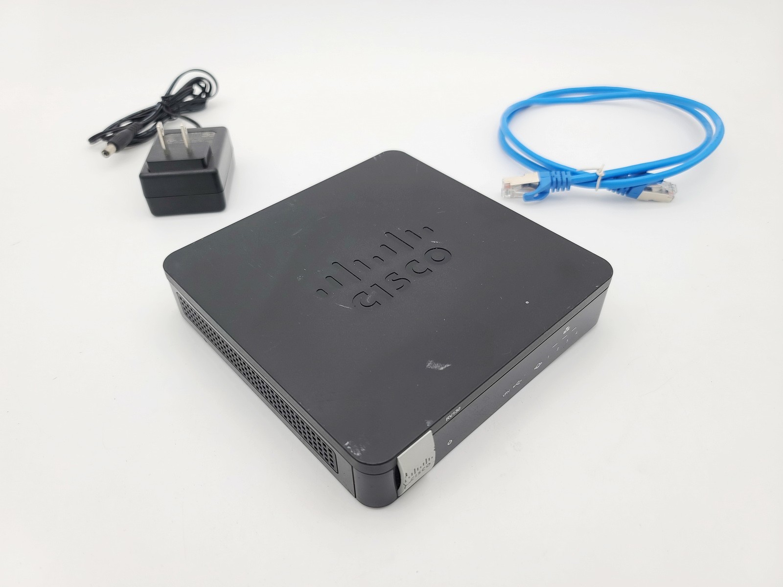 CISCO RV130W WIRELESS-N VPN GIGABIT ROUTER FIREWALL MULTIFUNCTION W/ BUNDLE