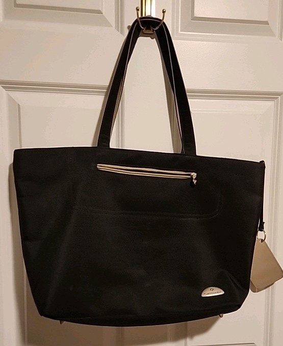 Samsonite Black & Tan Travel Shoulder Bag 15in laptop compatible,id tag, pockets