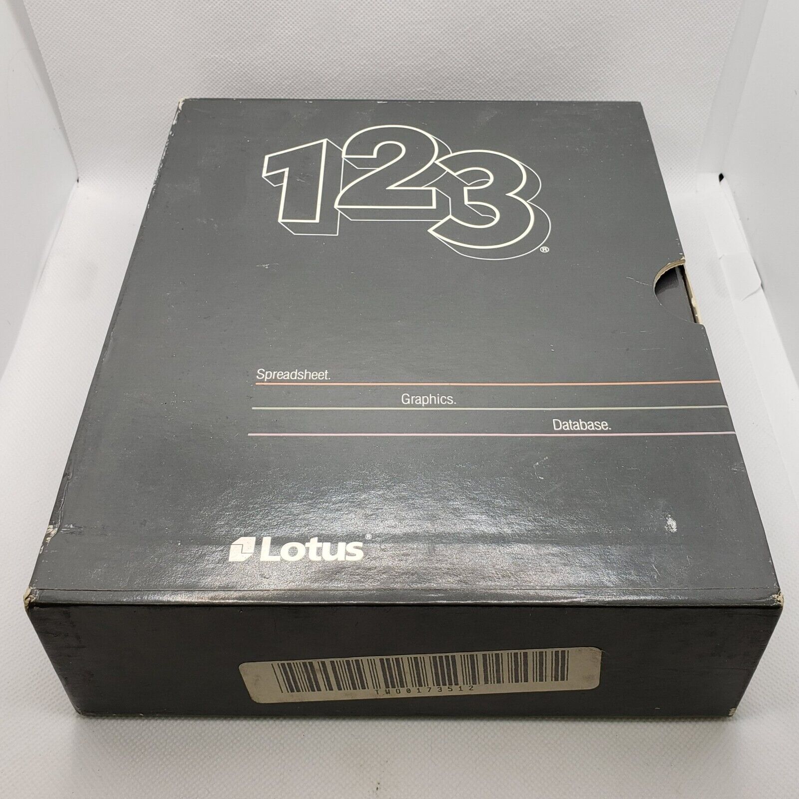 Vintage LOTUS 123 1-2-3 Release 2 Reference Manual, Quick Guides, and Software
