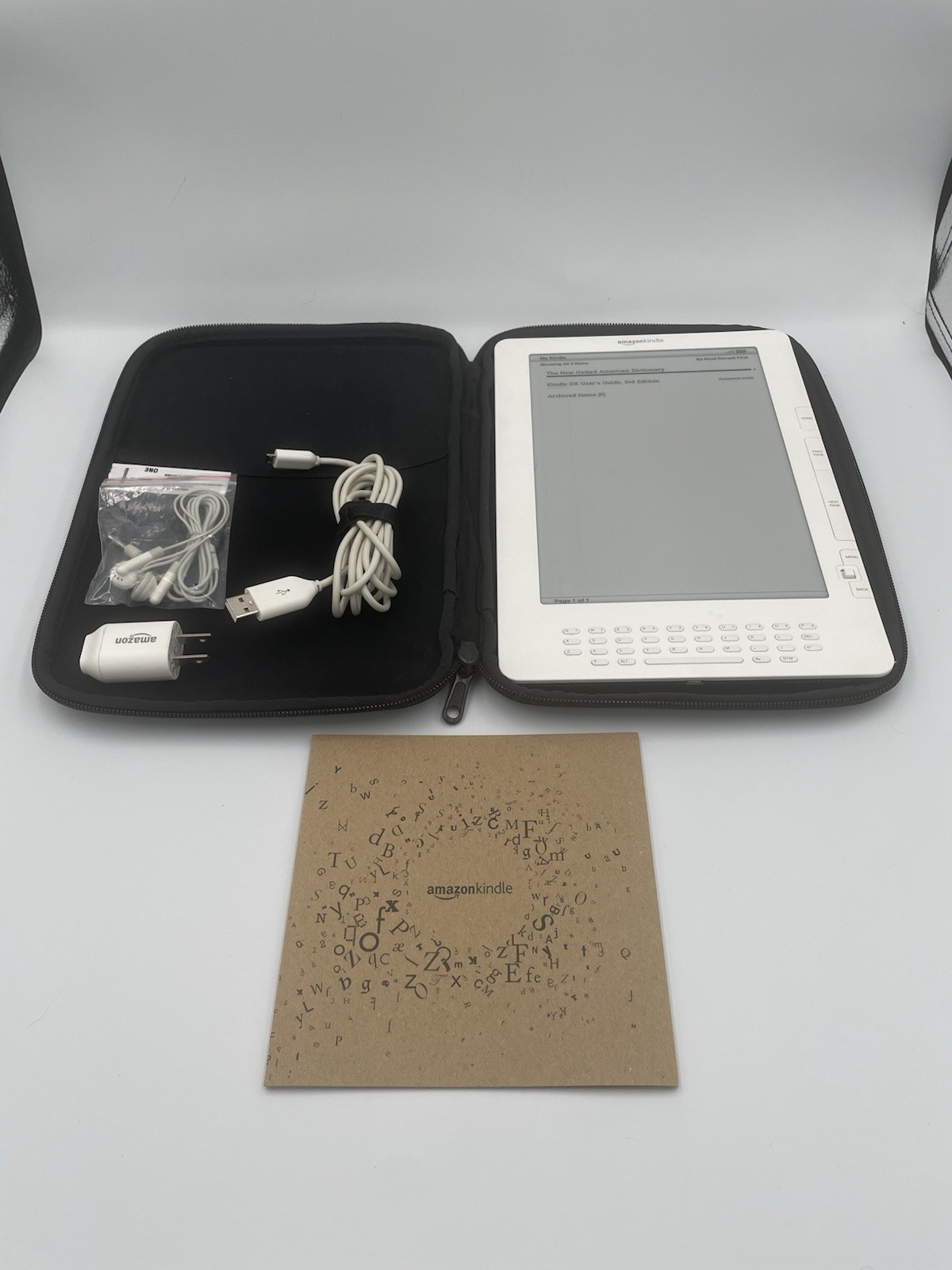 Amazon Kindle DX 4GB, White, D00611 / D00801 Tested And Working