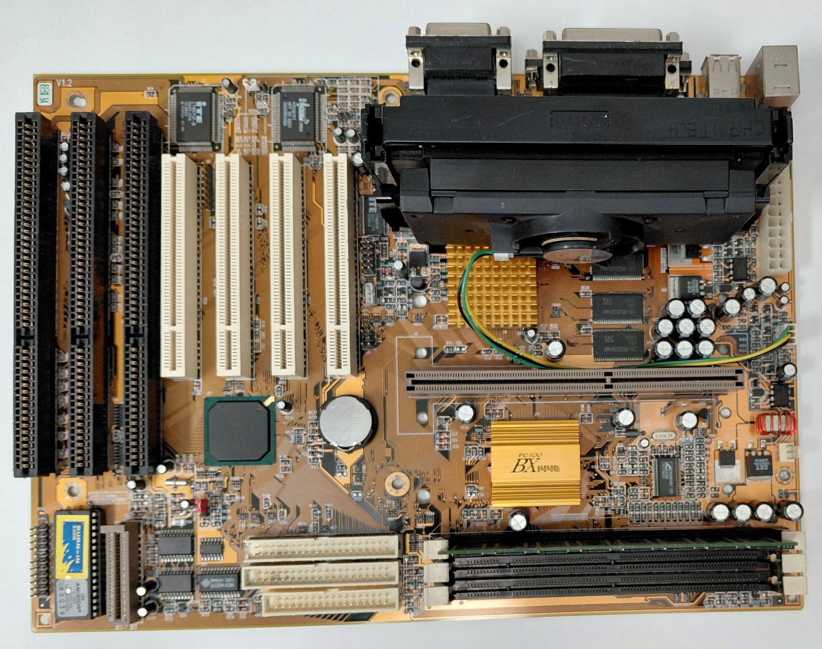 PCChips M750 Dual Slot 1 ISA Retro Motherboard + 1x Pentium III 500MHz + 64MB RAM