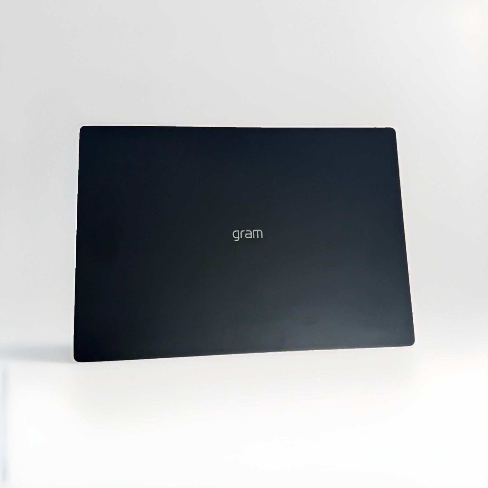 LG Gram Pro 16" Touch Laptop PC Ultra7 155 H /2.5K/IPS/32GB/1TB SSD/