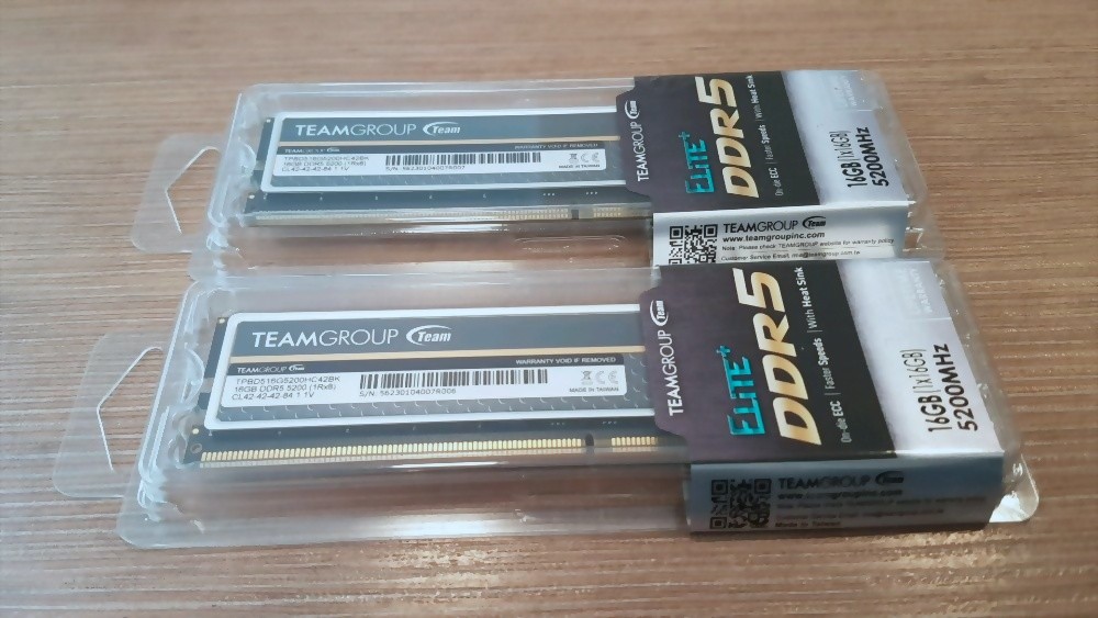 TEAMGROUP Elite Plus DDR5 16GB 5200MHz PC5-41600 CL42 Memory for PC