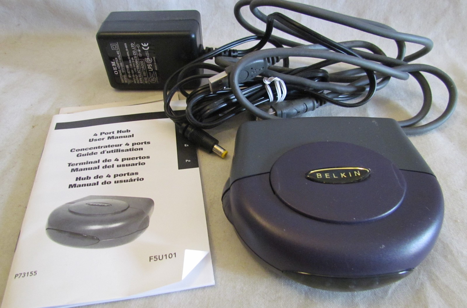 Vintage Powered BELKIN 4 Port USB Hub F5U101 With Power Supply and Instructions