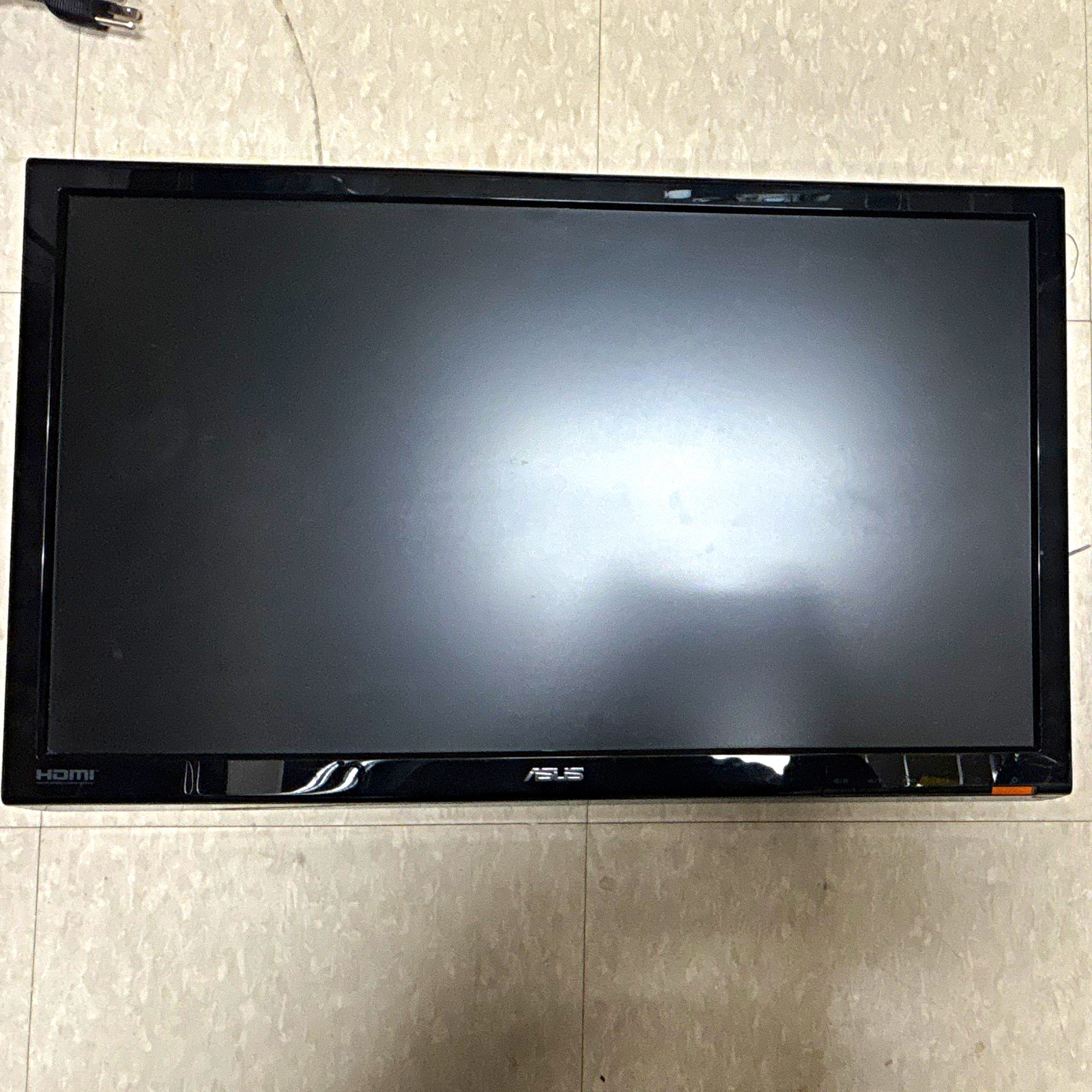 ASUS VH236H - Used - Great Condition - No Stand -Can include free video cables