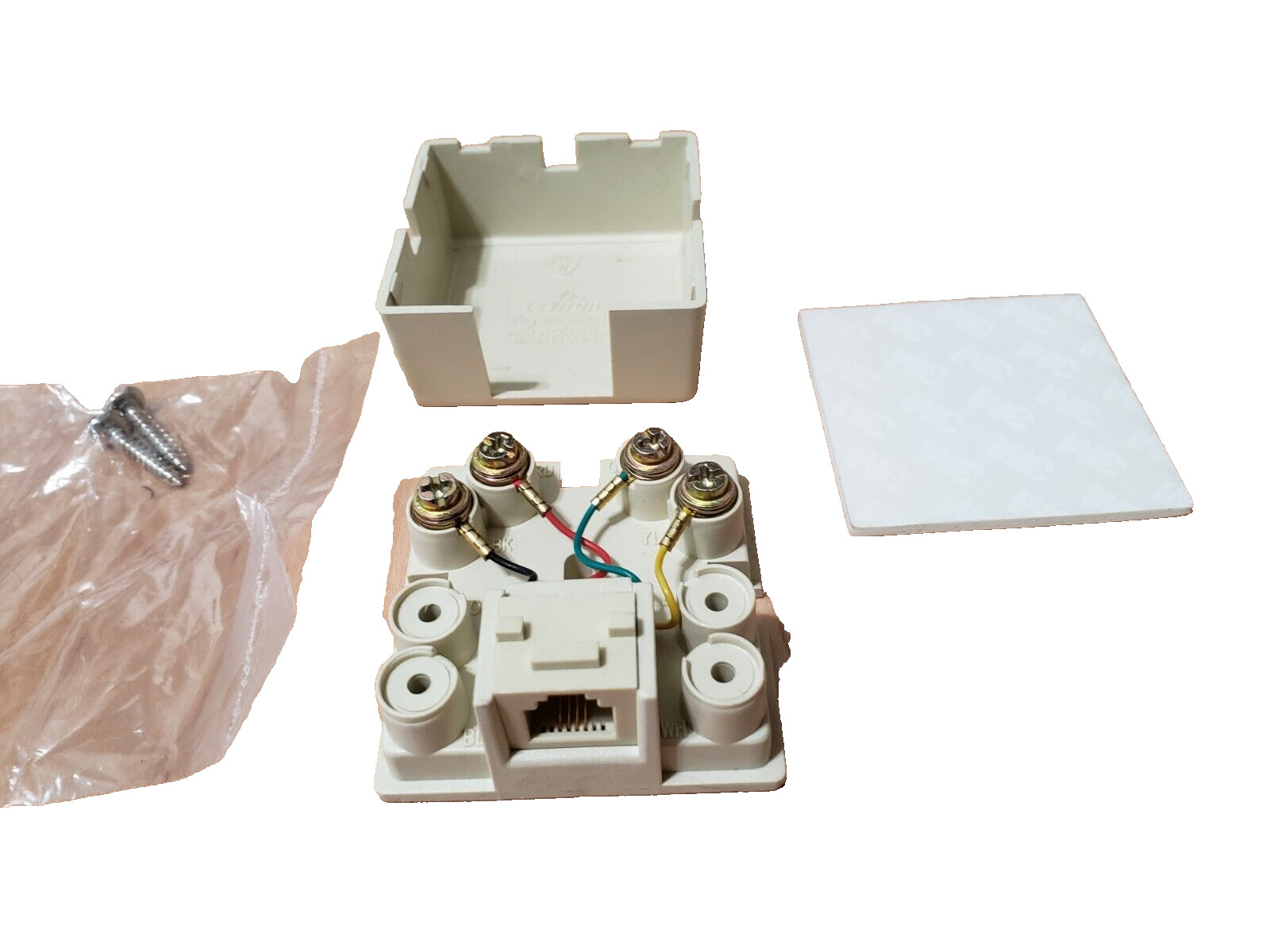 (QTY:3) LEVITON 40274-I TYPE 625A2 4-CONDUCTOR 5C380 SURFACE MOUNT JACK
