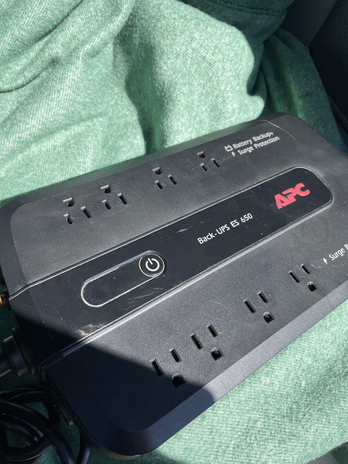 APC UPS, 650VA UPS Battery Backup Surge Protector And Power Supply