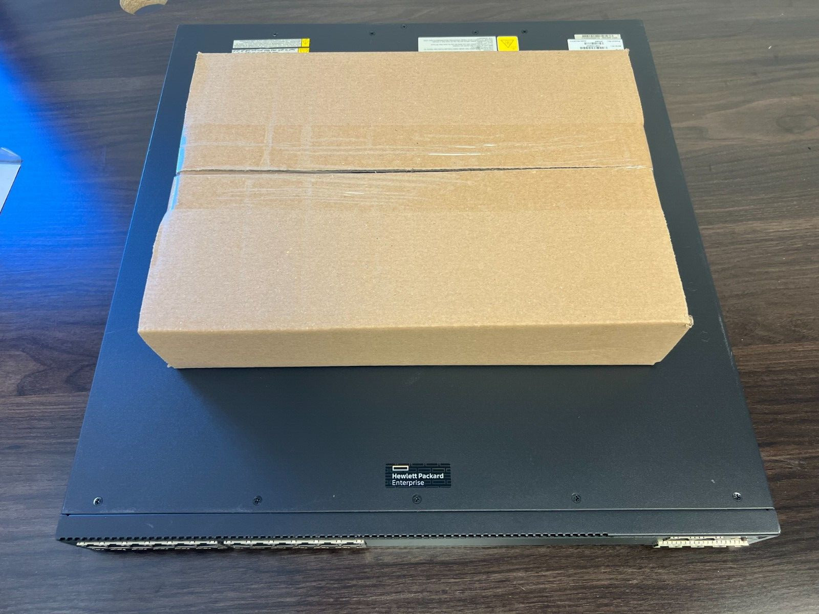 JH325A - HPE 5130 SERIES SWITCH JH325A 24G POE+4SFP+1-SLOT HI SWITCH