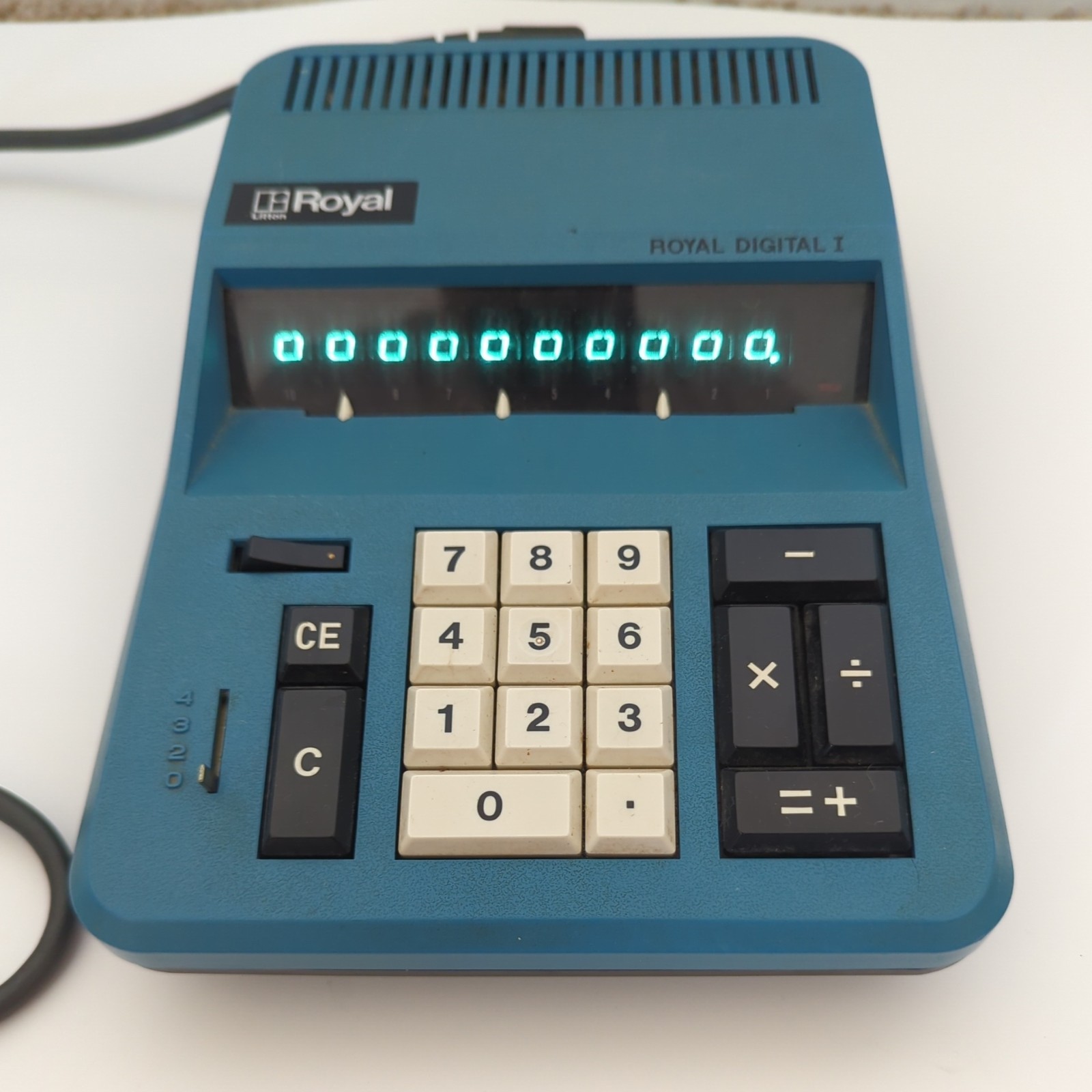 Vintage 1971 Litton Royal Digital 100 VFD Display Desktop Calculator PARTS ONLY
