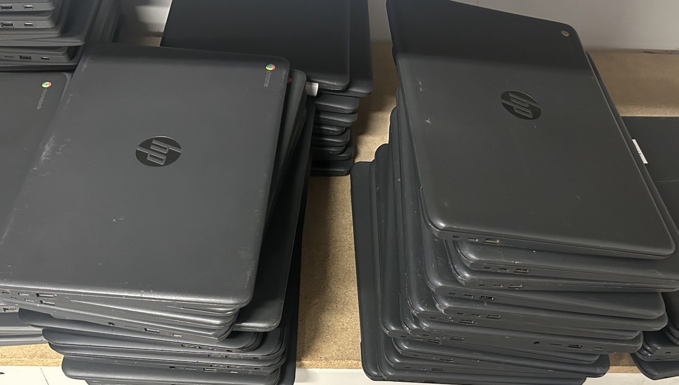 Lot of 20 HP Chromebook 14A G5 4GB RAM 32GB eMMC AMD CPU Good Battery + Adapter