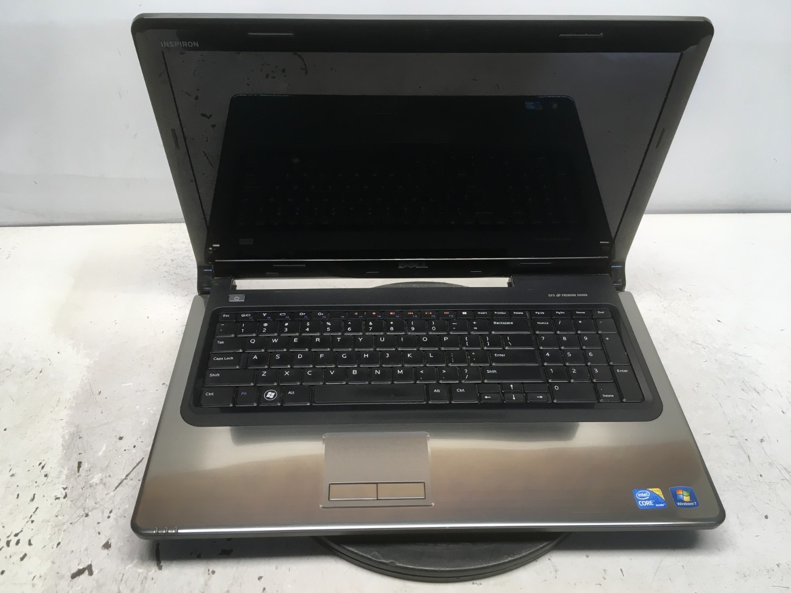 Dell Inspiron 1764 Intel i5-M430 2.27GHz 4 GB NO HDD No Batt