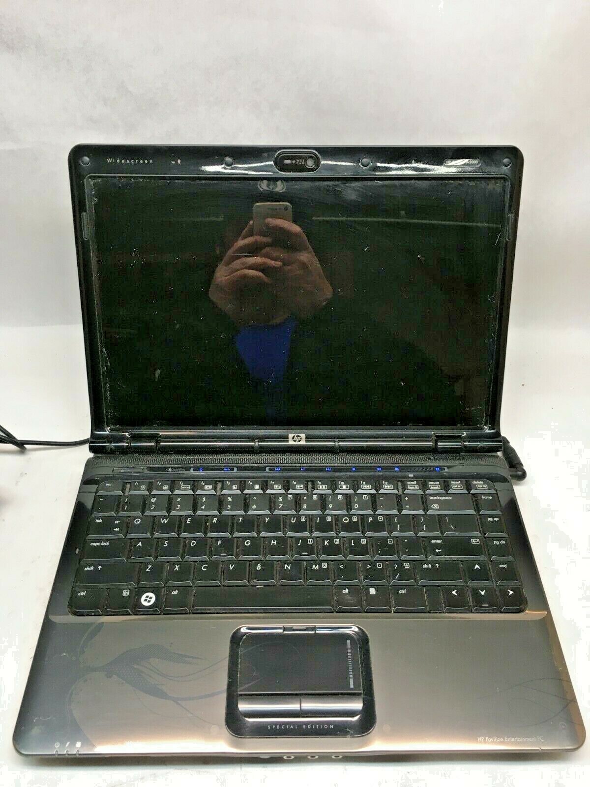 HP Pavilion dv2550se Laptop For Parts Damaged Boots to BIOS NO HDD/Charger JR