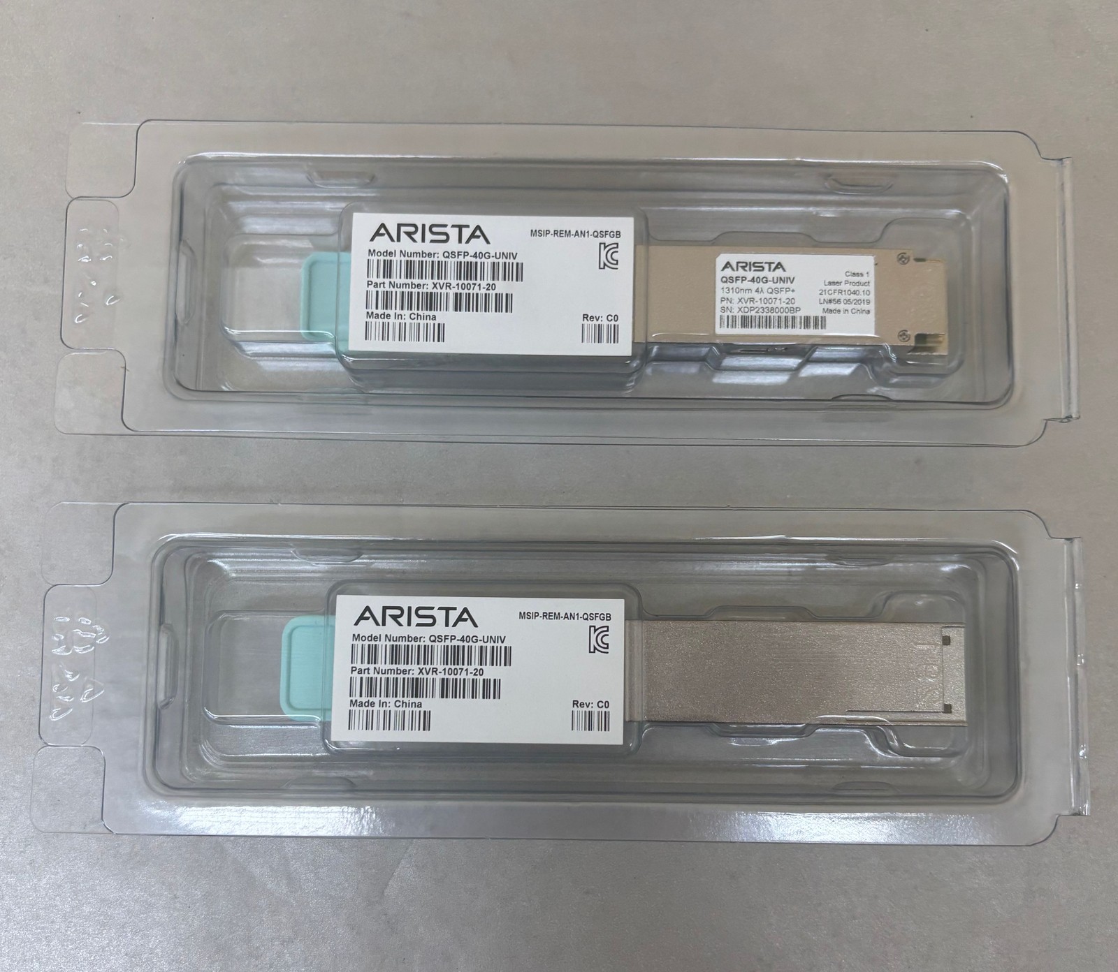 LOT OF 2 Arista XVR-10071-20 Optical Transceiver Module QSFP-40G-UNIV