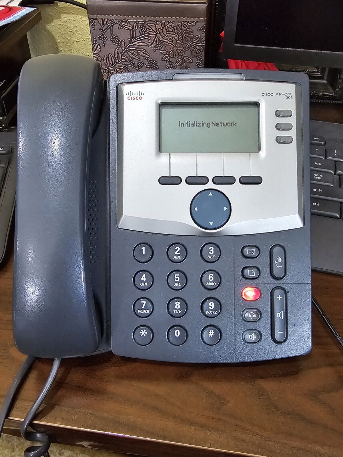 Cisco  3 Line IP Phone SPA303 with Charger    *Working Condition*