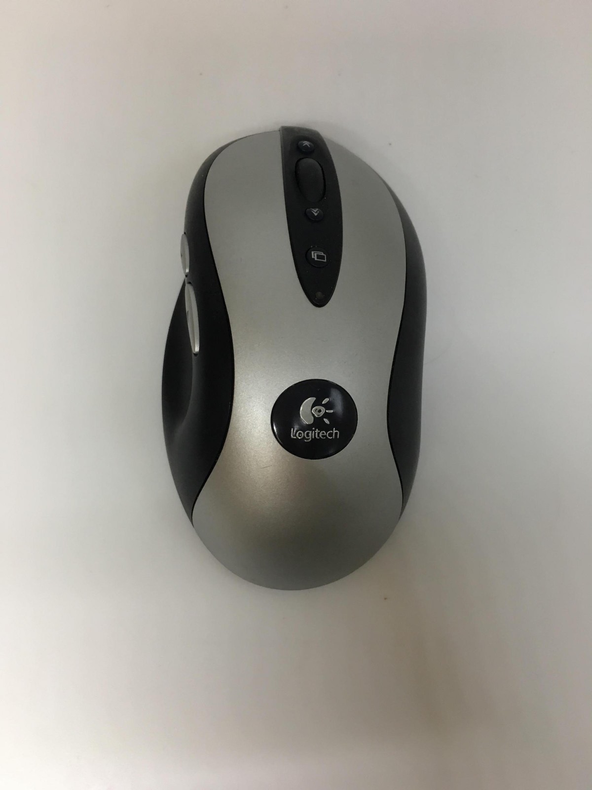 Logitech MX700 Cordless Optical Mouse MX 700 - Mouse Only (930754-0403)