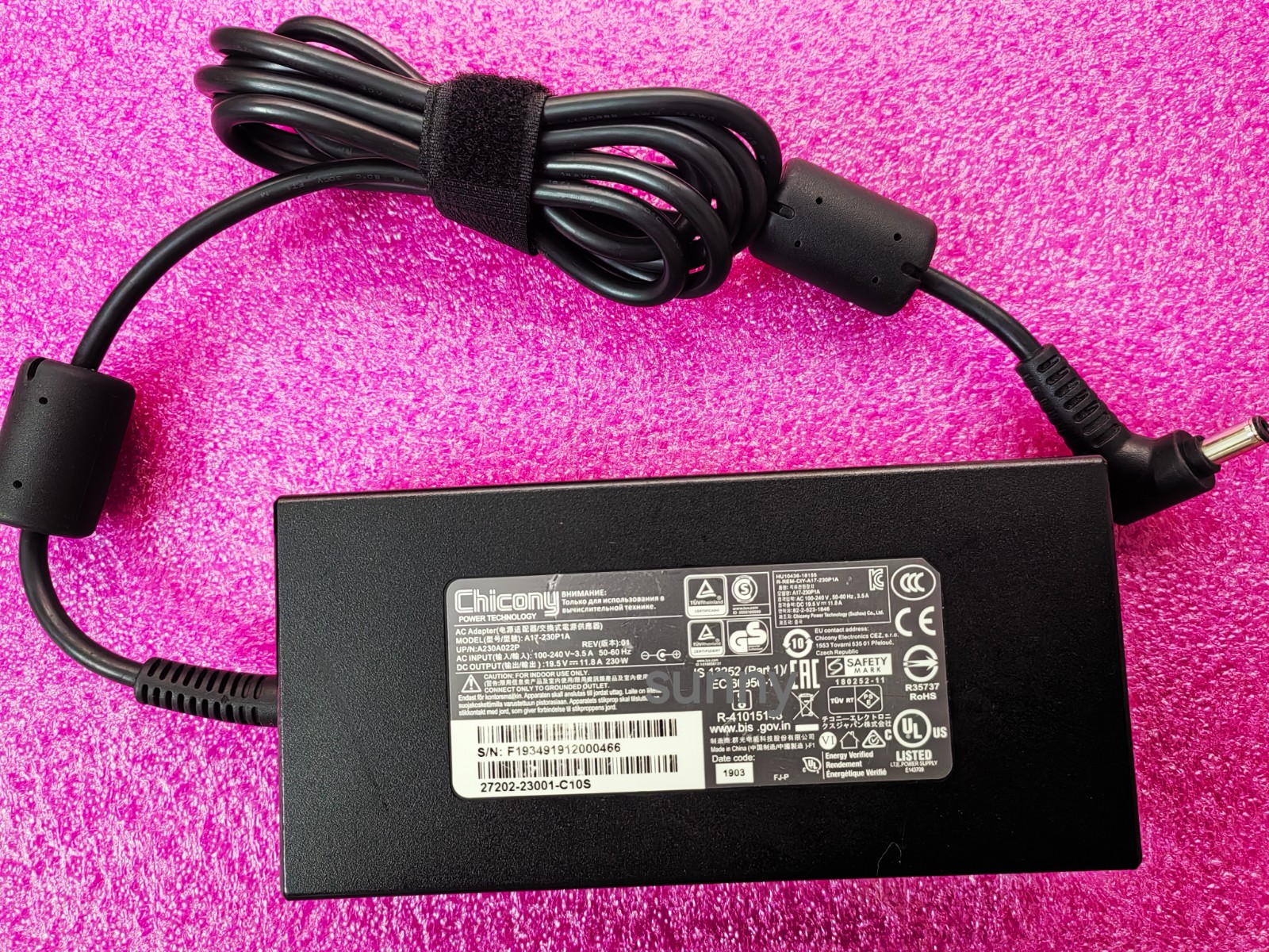 Original Chicony 19.5V 11.8A A17-230P1A 5.5mm 230W For Corsair Voyager A1600