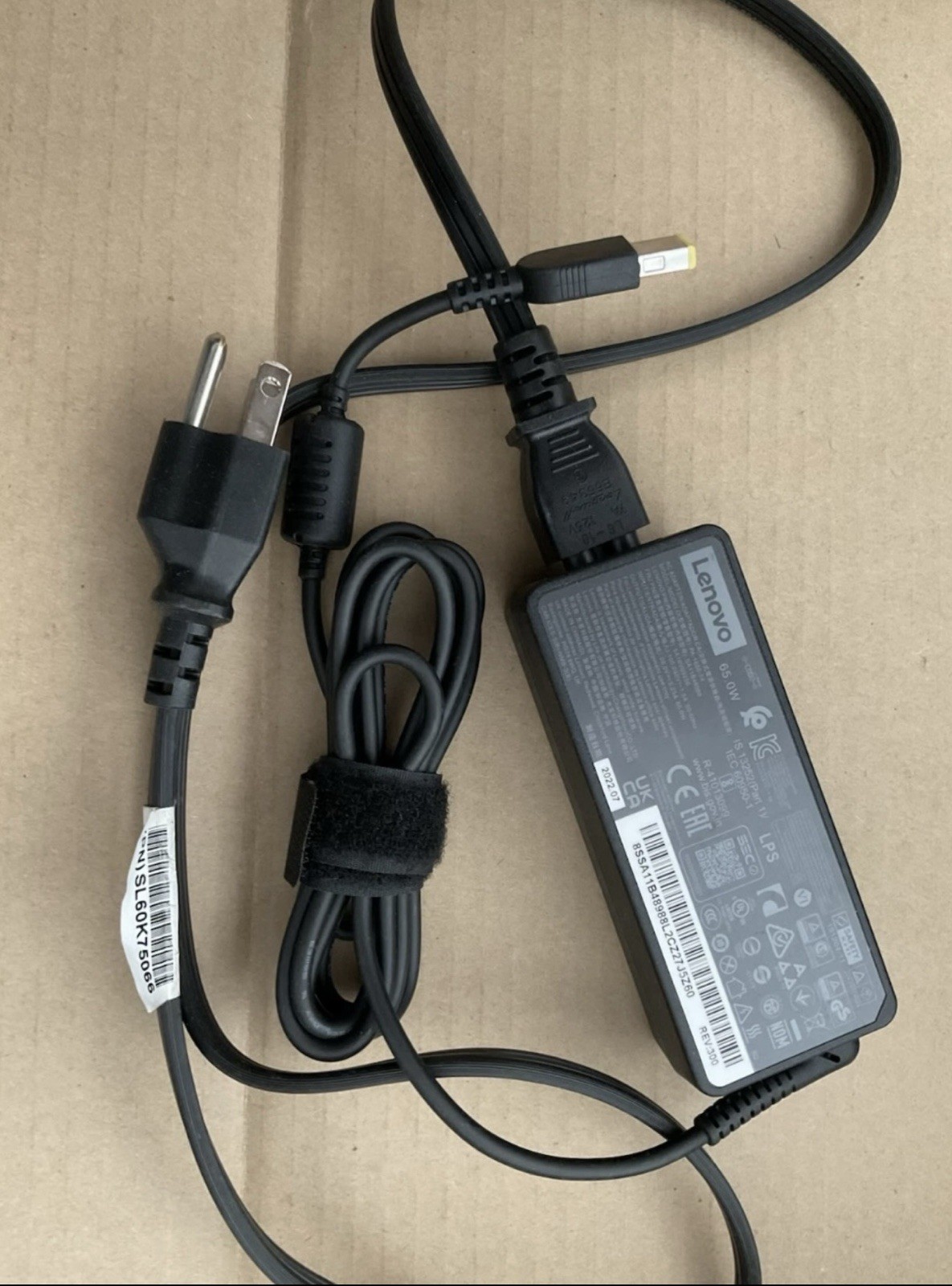 Genuine Lenovo ThinkPad ADLX65NCC2A 65W IdeaPad AC Power Adapter