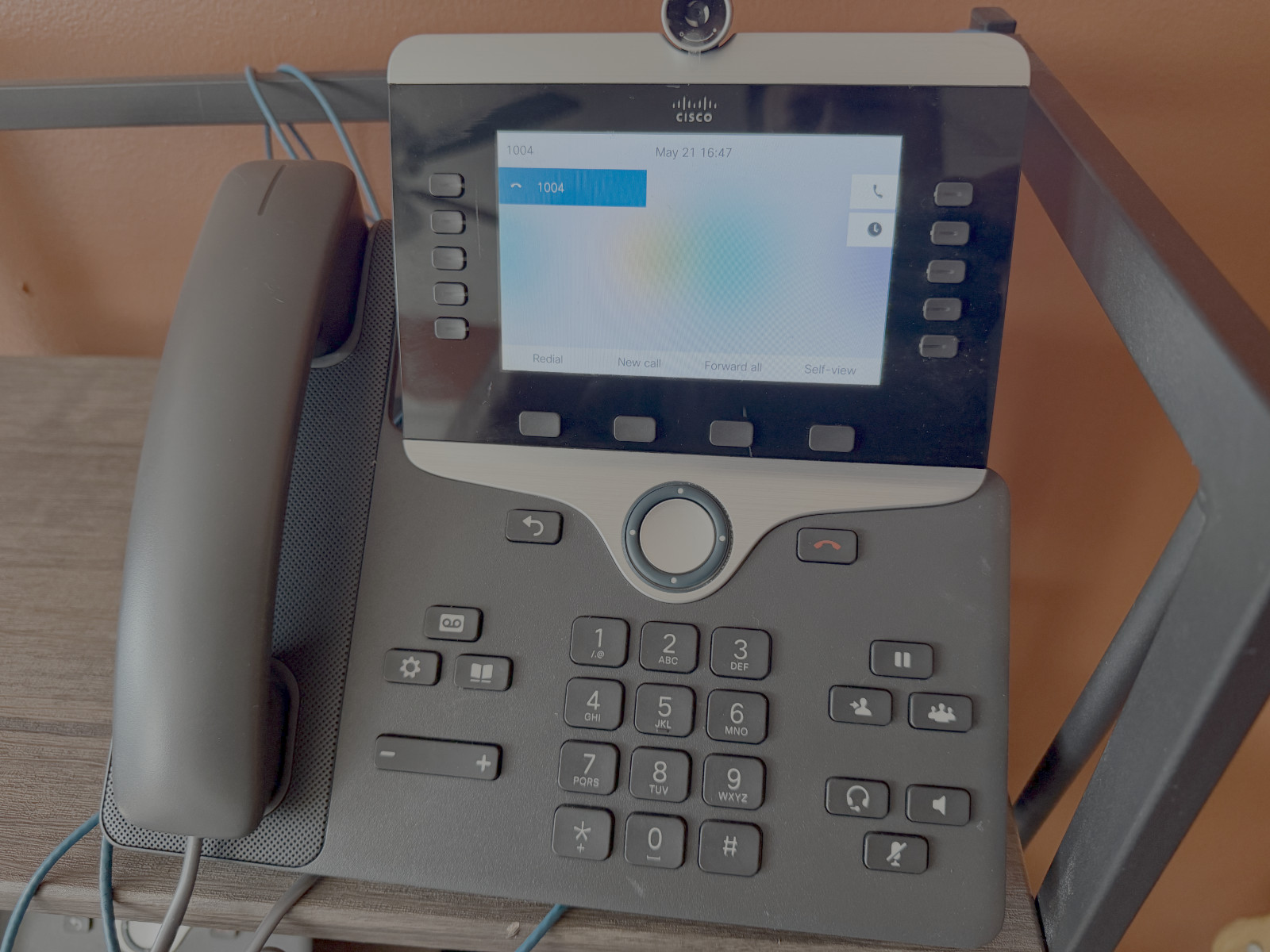 Cisco CP-8845-K9 5 Line IP Video Phone - Charcoal - Enterprise Firmware. Tested