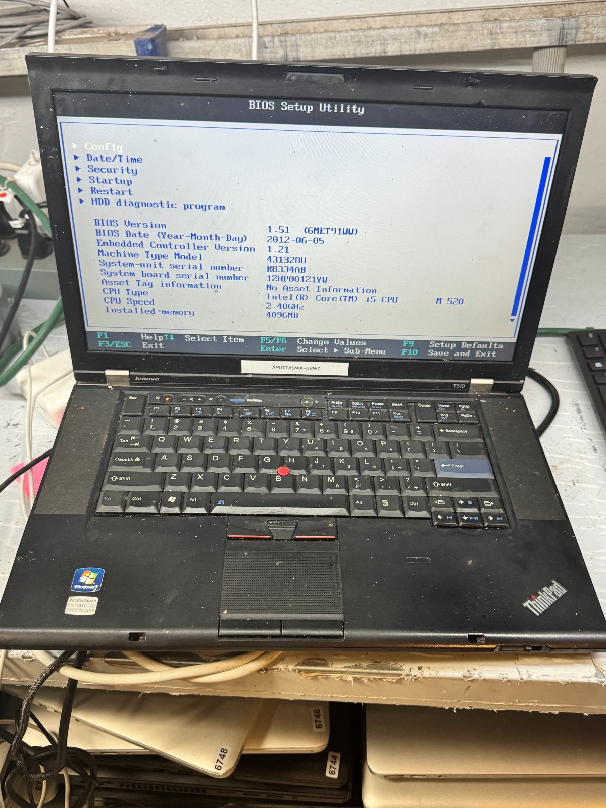 LENOVO THINKPAD T510 Core I5 4GB RAM Laptop For Parts/Repair #6813